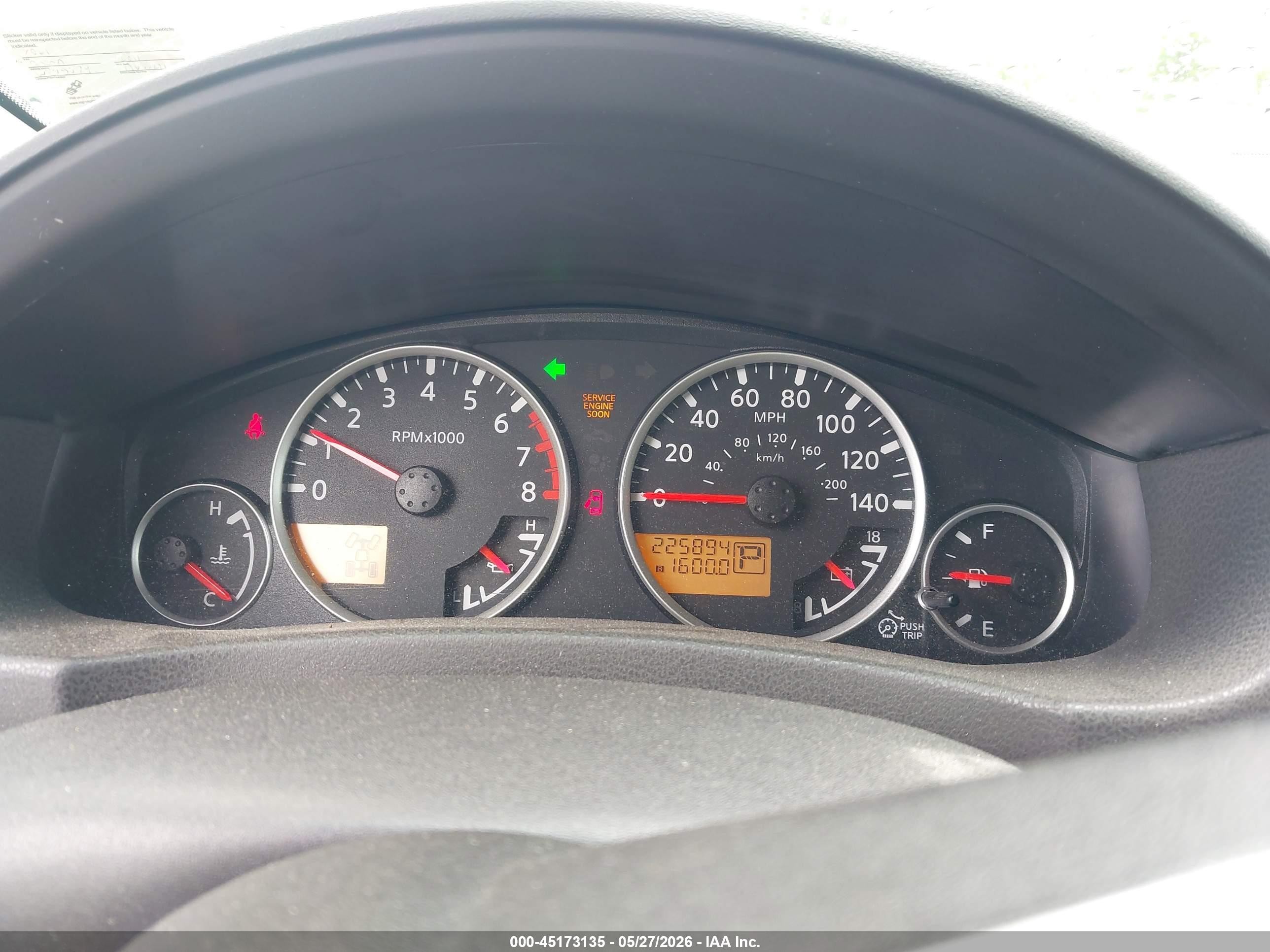 2011 Nissan Pathfinder Sv Gray vin: 5N1AR1NB2BC608061