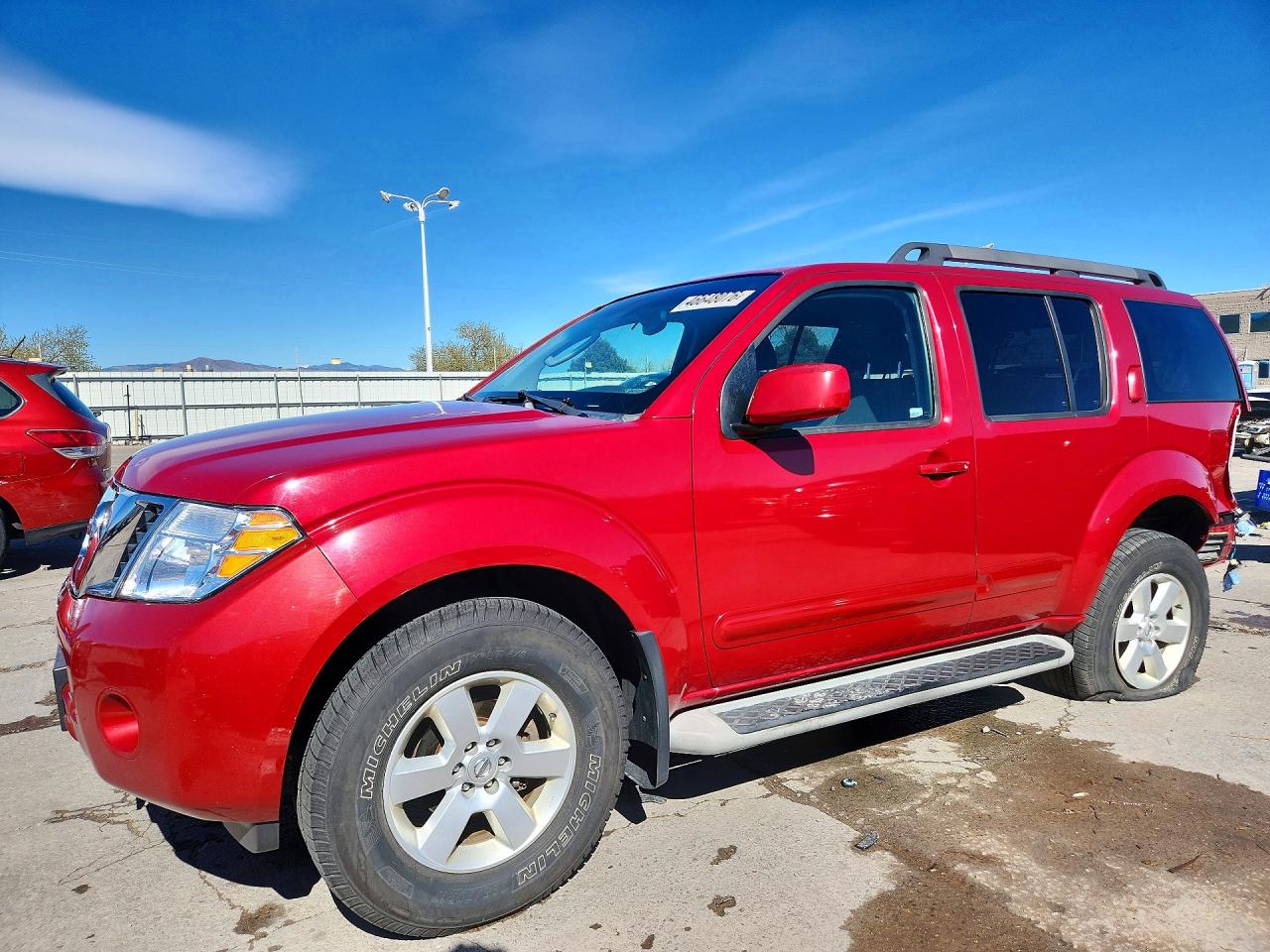 2011 Nissan Pathfinder S Red vin: 5N1AR1NB2BC618556