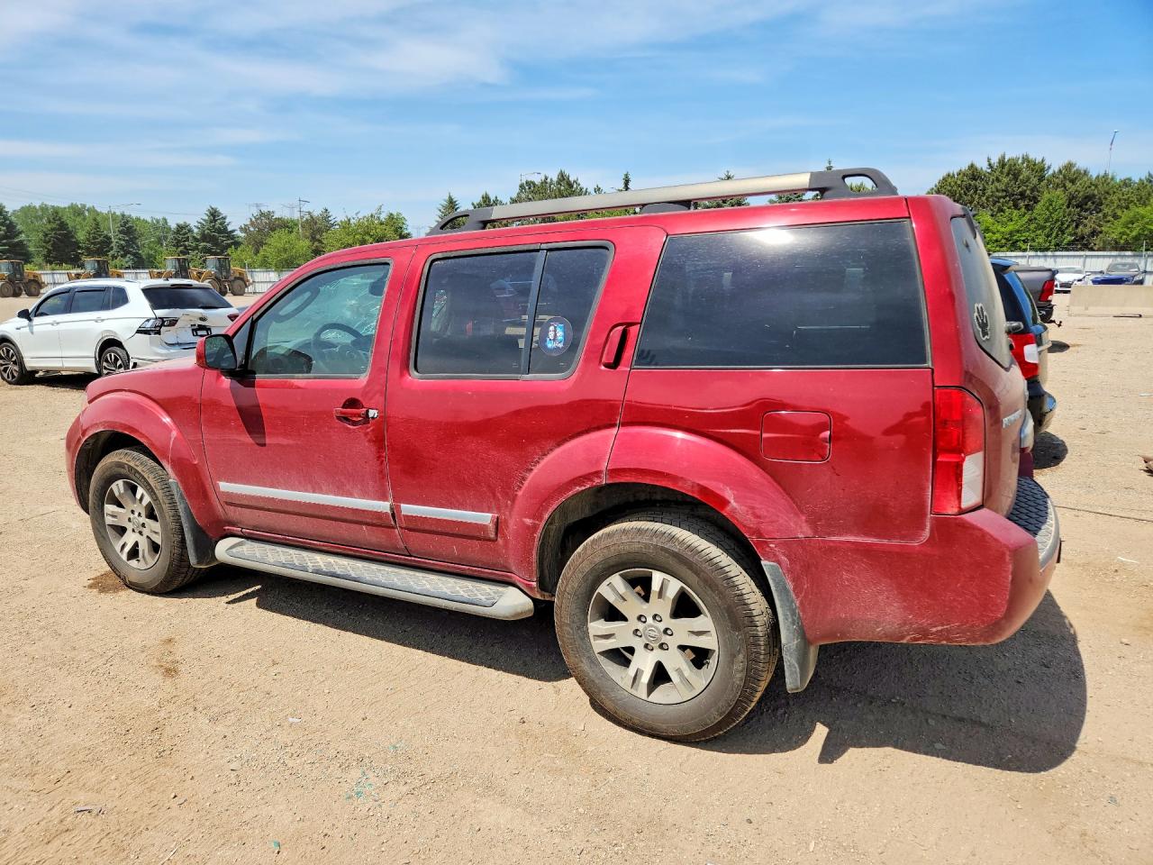 2012 Nissan Pathfinder S Red vin: 5N1AR1NB2CC608286