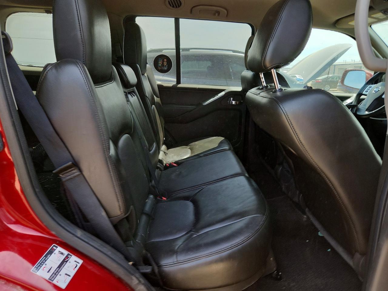 2012 Nissan Pathfinder S Red vin: 5N1AR1NB2CC608286