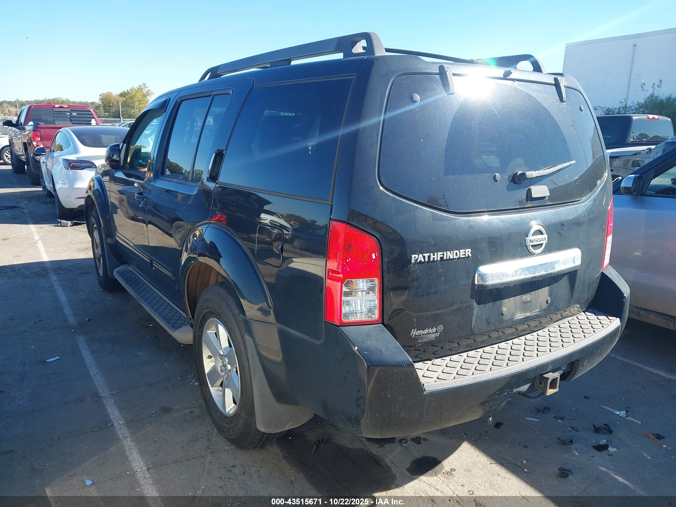 2012 Nissan Pathfinder Sv Черный vin: 5N1AR1NB2CC617036