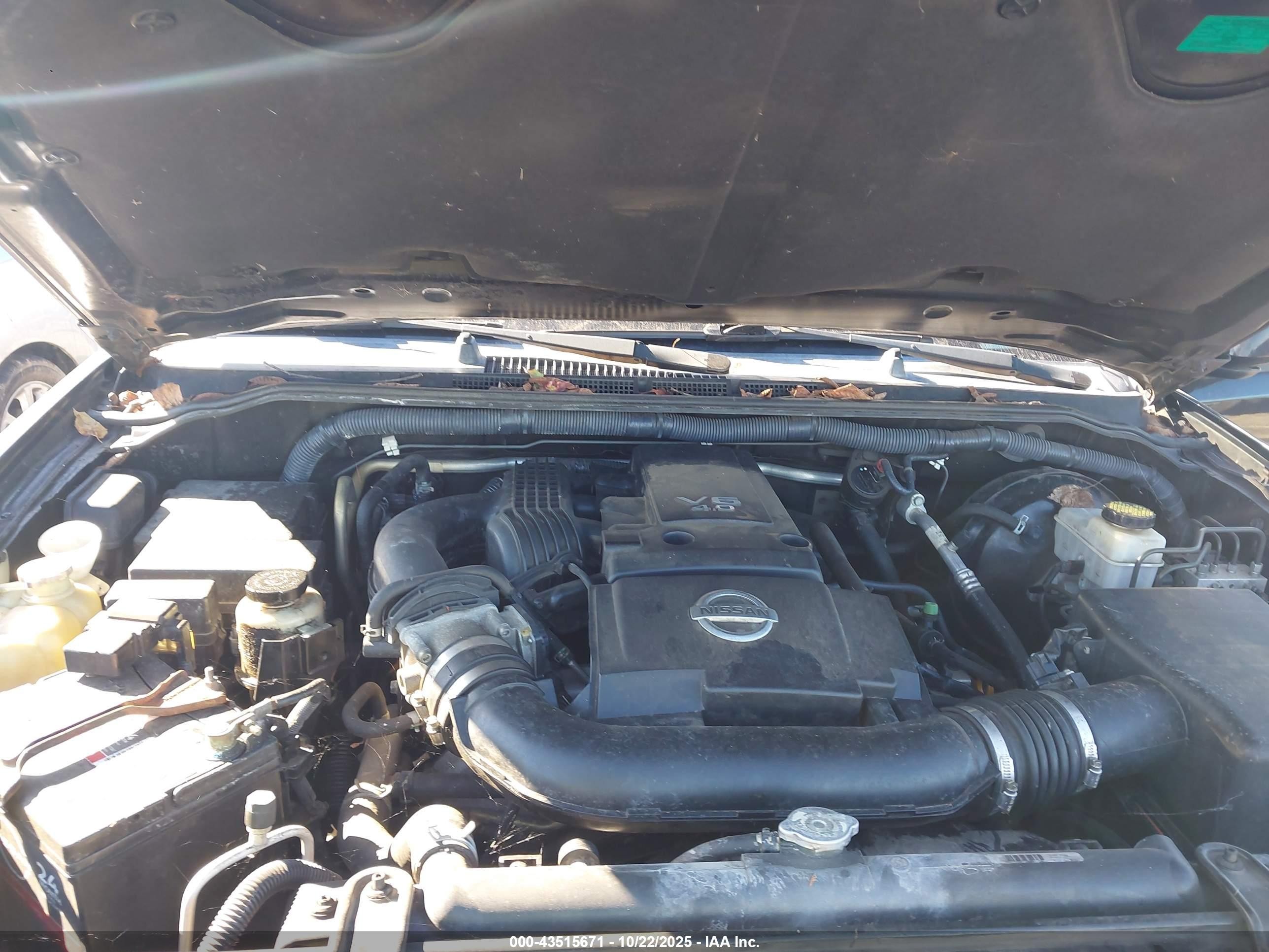 2012 Nissan Pathfinder Sv Черный vin: 5N1AR1NB2CC617036