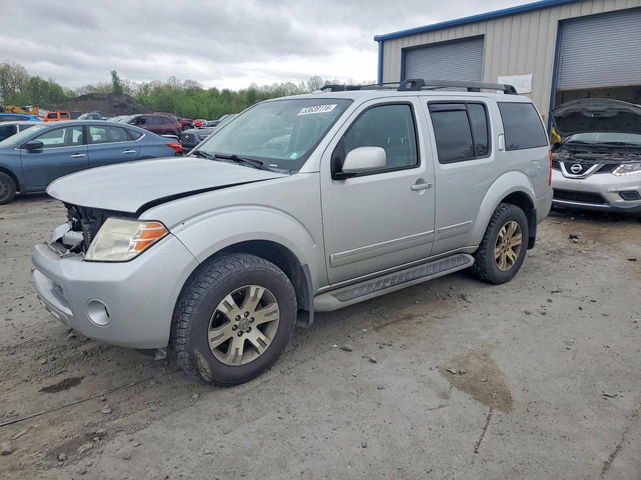 2012 Nissan Pathfinder S Silver vin: 5N1AR1NB2CC618509