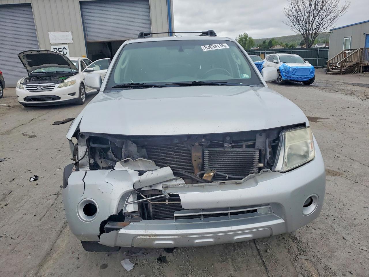 2012 Nissan Pathfinder S Silver vin: 5N1AR1NB2CC618509
