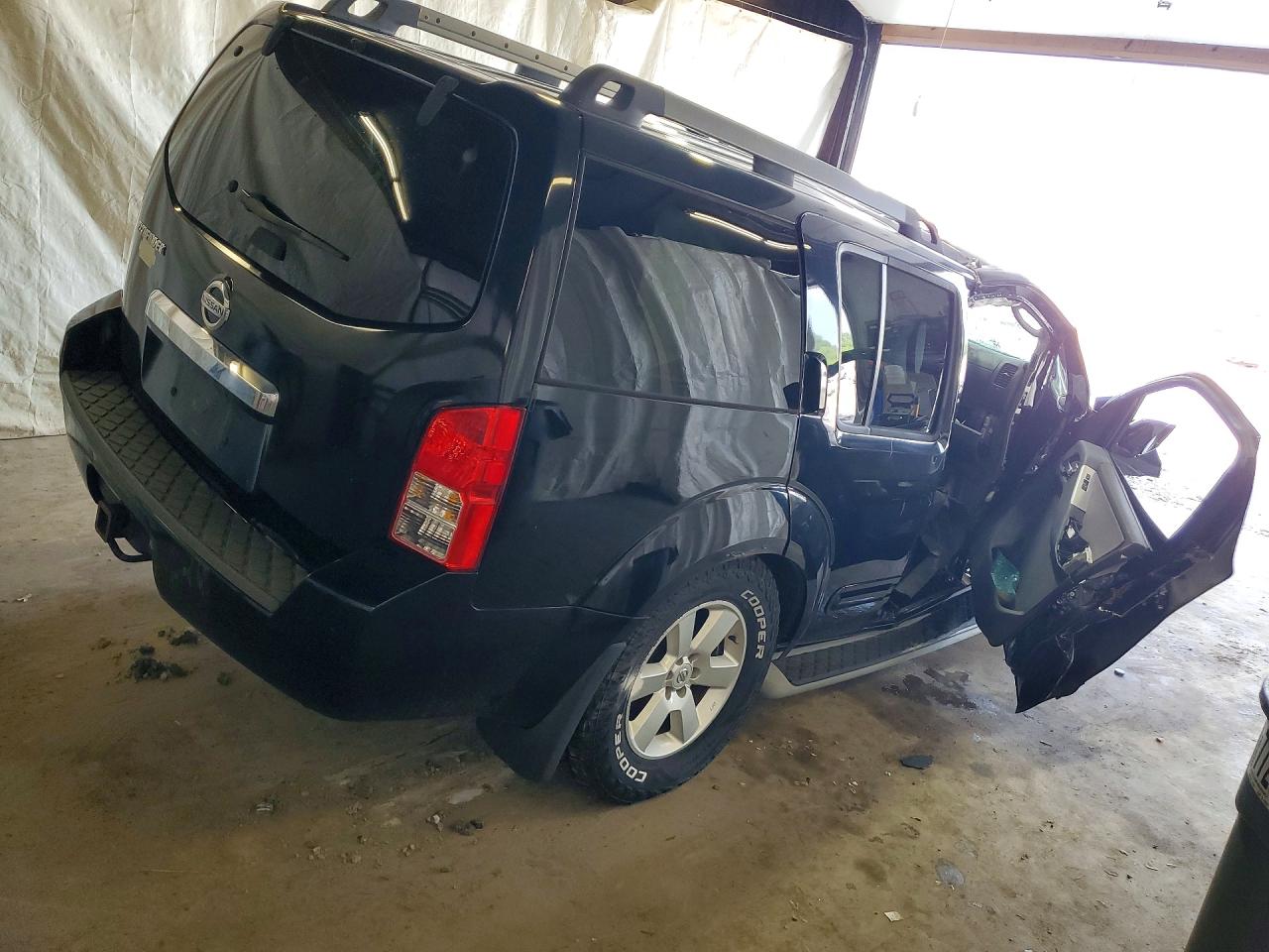 2012 Nissan Pathfinder S Black vin: 5N1AR1NB2CC624150