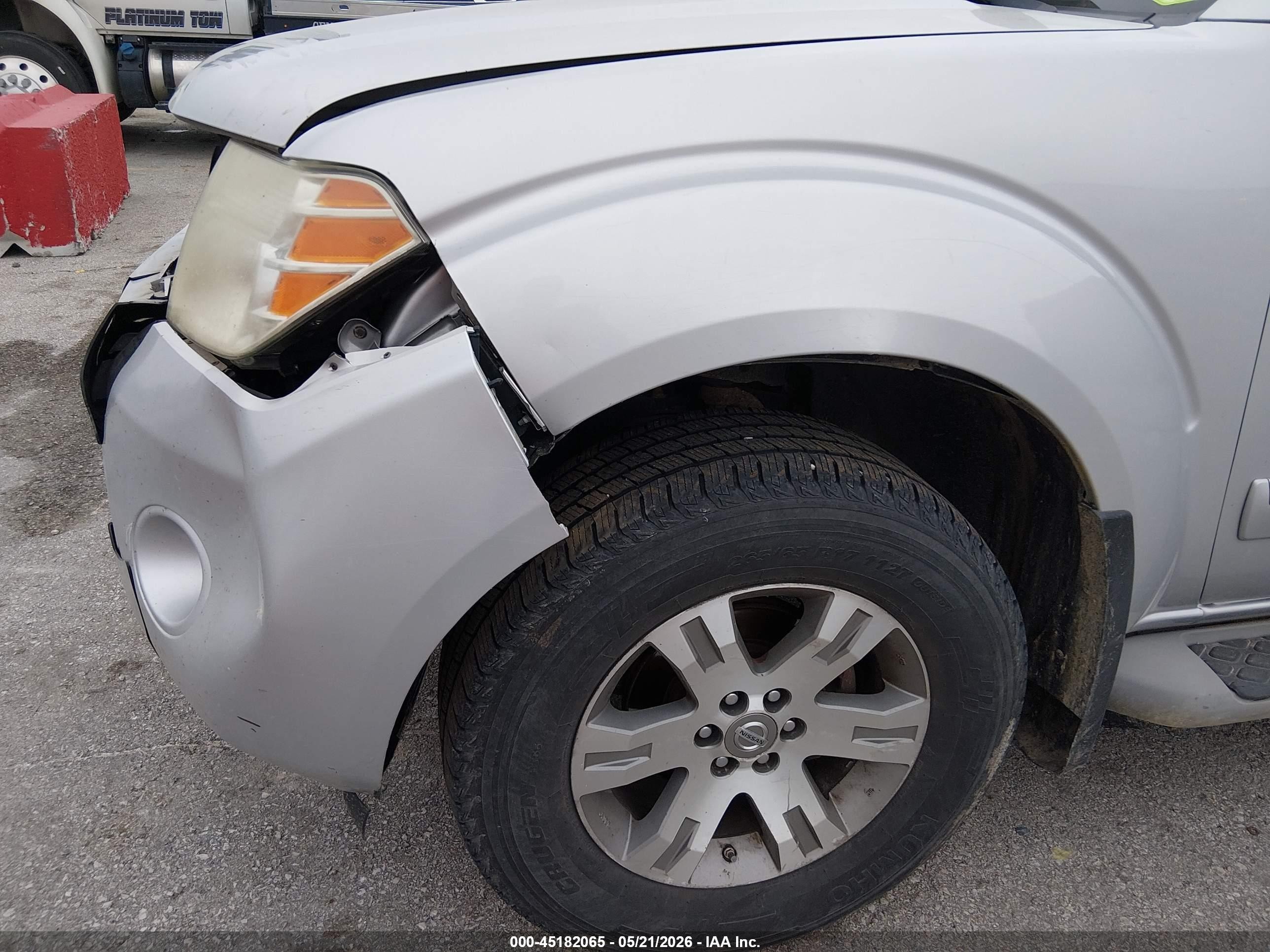 2012 Nissan Pathfinder Silver Silver vin: 5N1AR1NB2CC628893