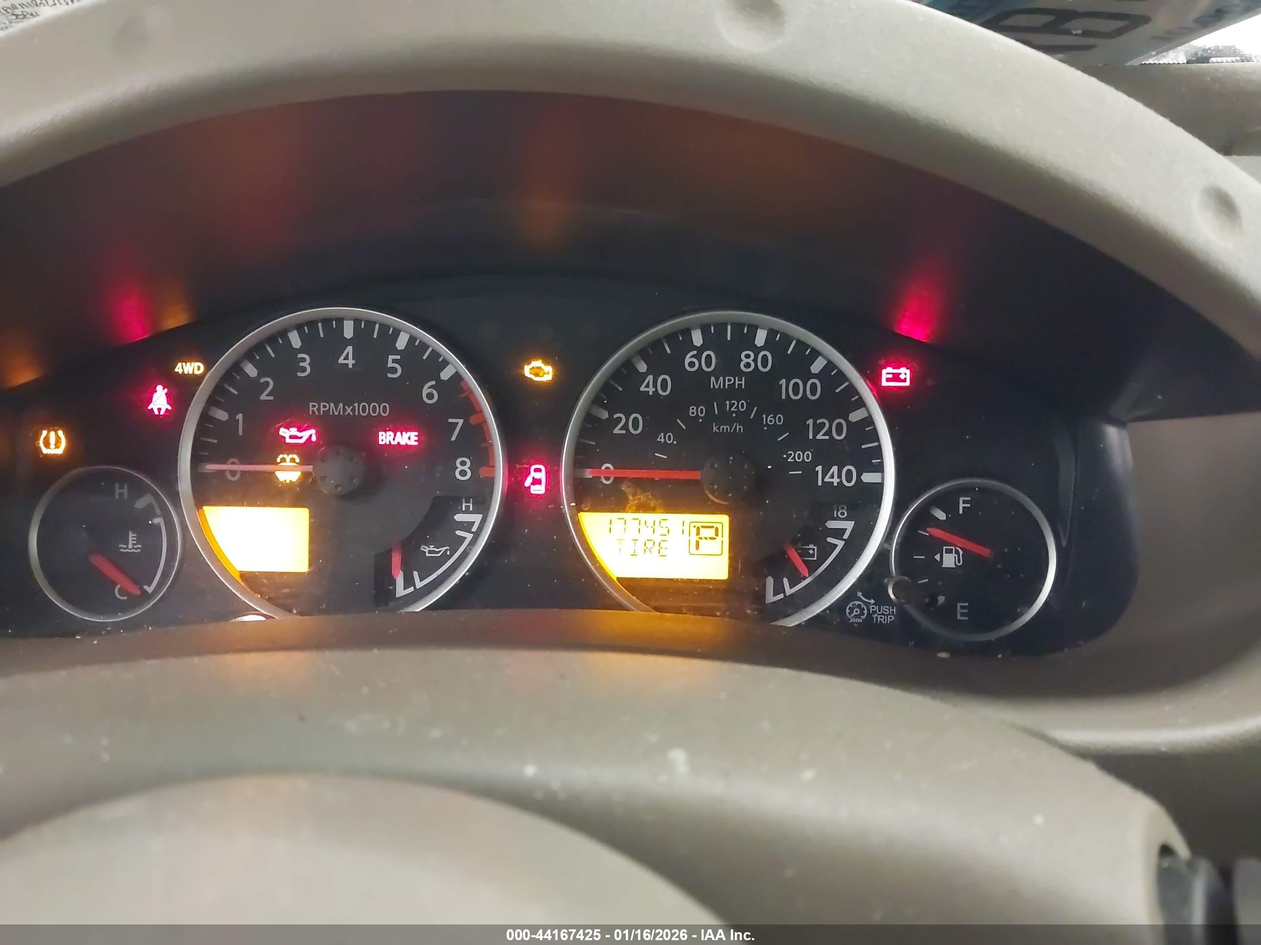 2012 Nissan Pathfinder S White vin: 5N1AR1NB2CC637853