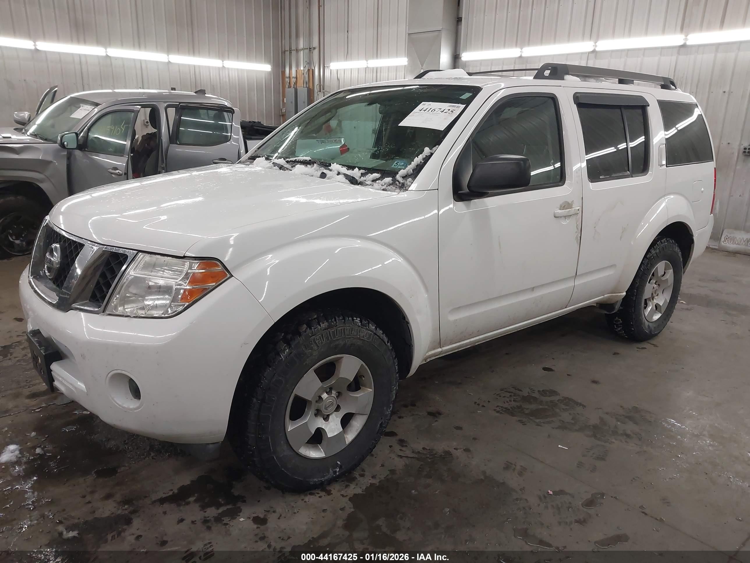 2012 Nissan Pathfinder S White vin: 5N1AR1NB2CC637853