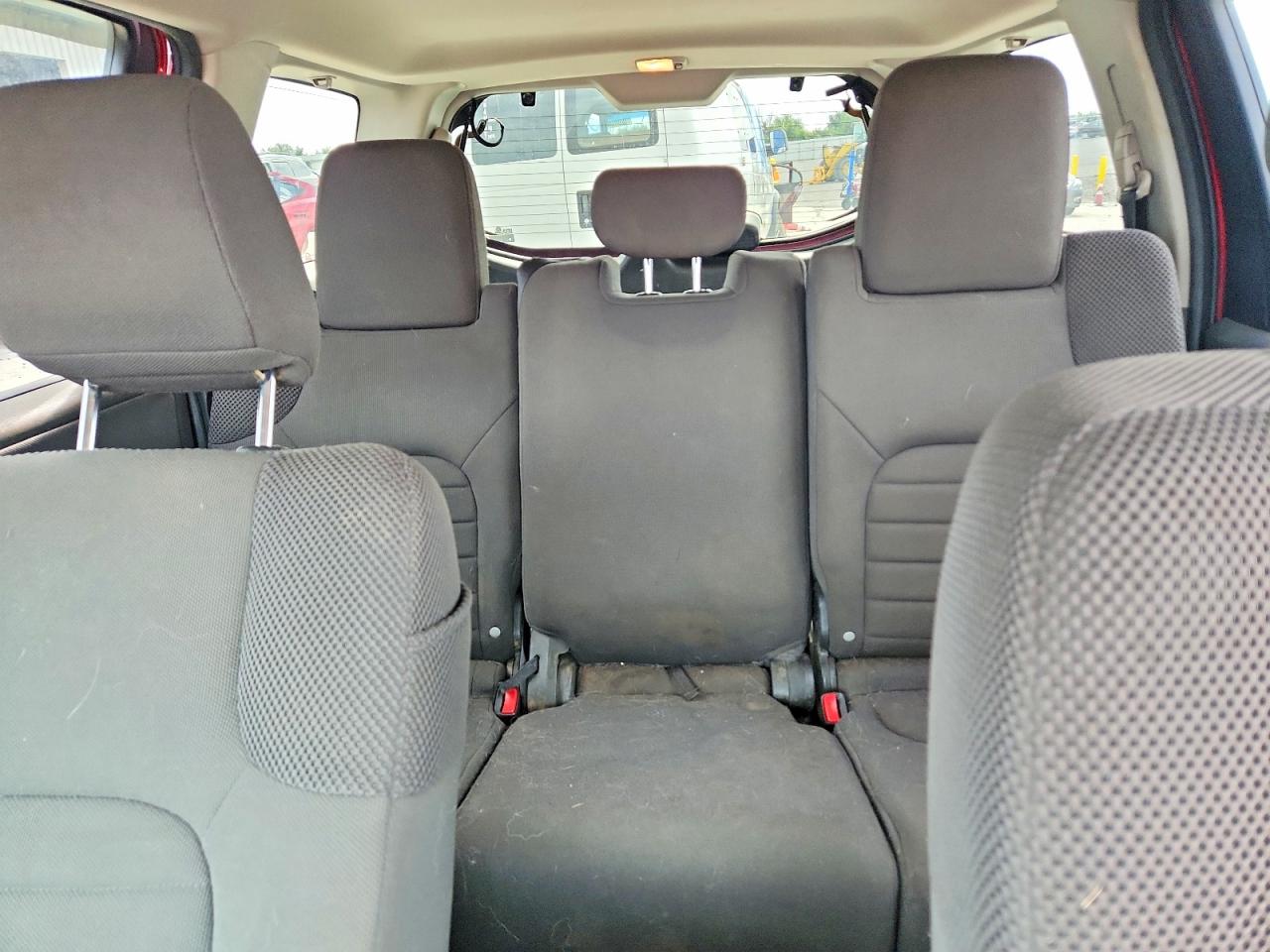2012 Nissan Pathfinder S Red vin: 5N1AR1NB3CC609320