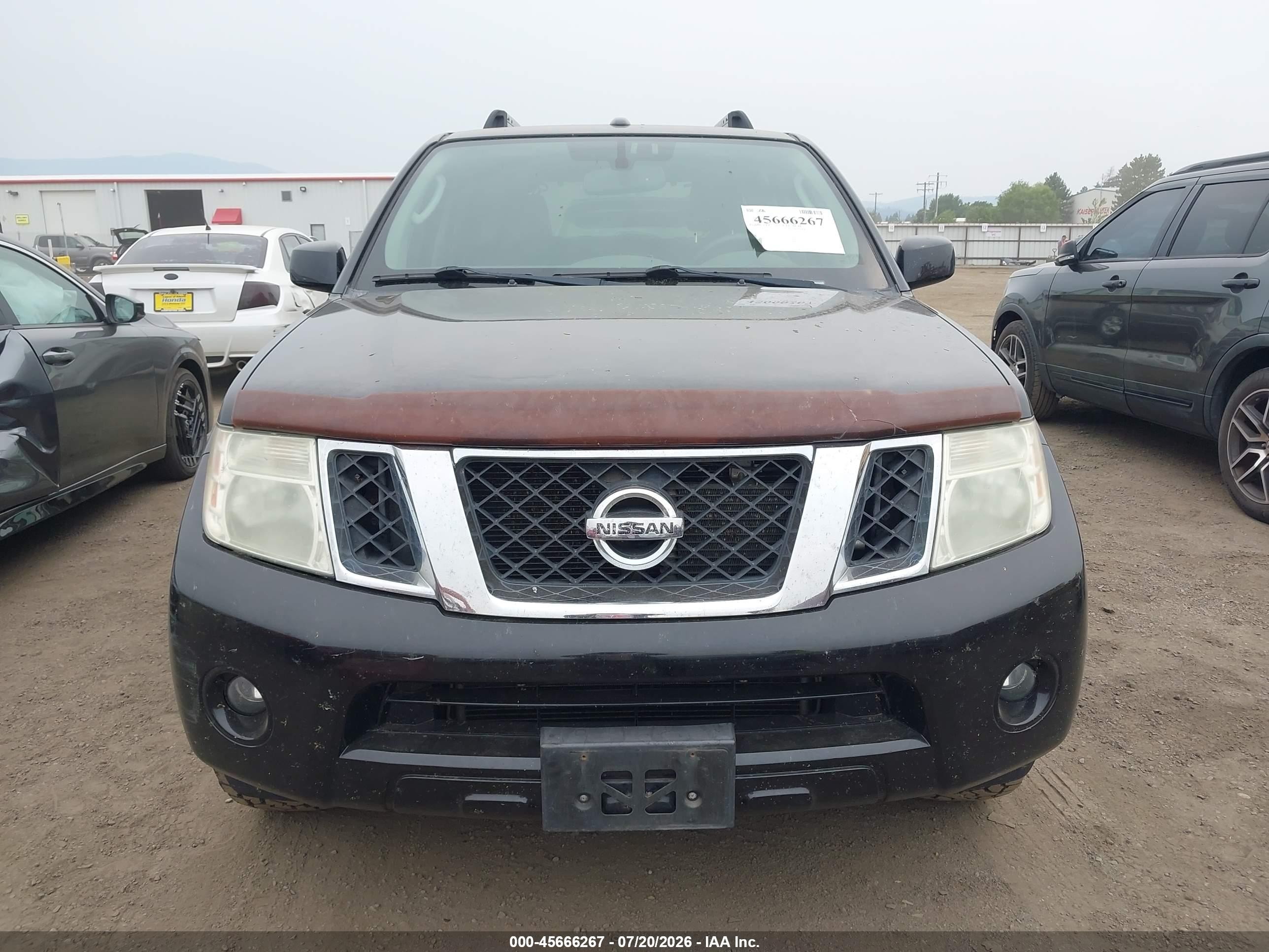 2011 Nissan Pathfinder Silver Black vin: 5N1AR1NB4BC605243