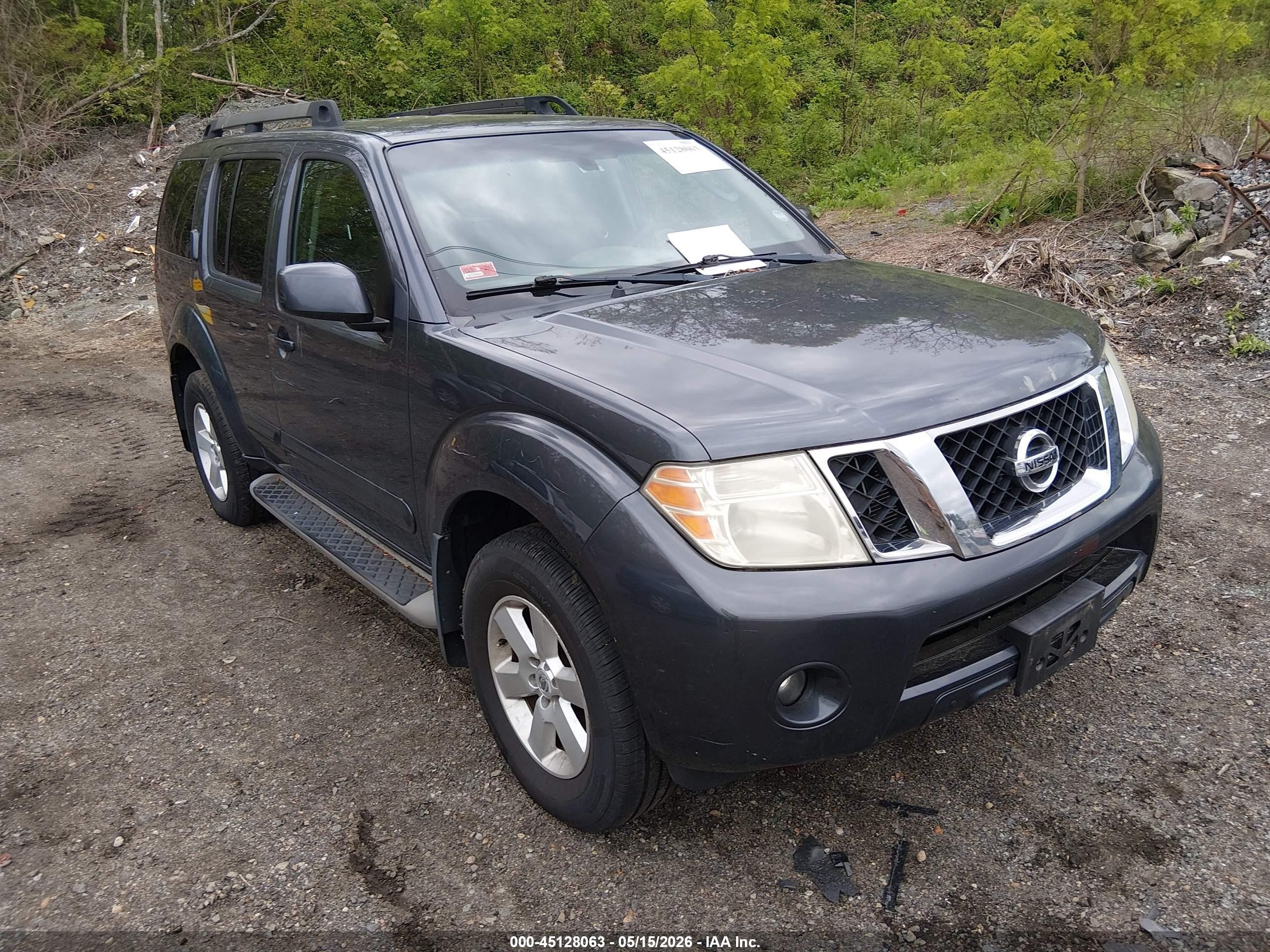 2011 Nissan Pathfinder Sv Black vin: 5N1AR1NB4BC626903