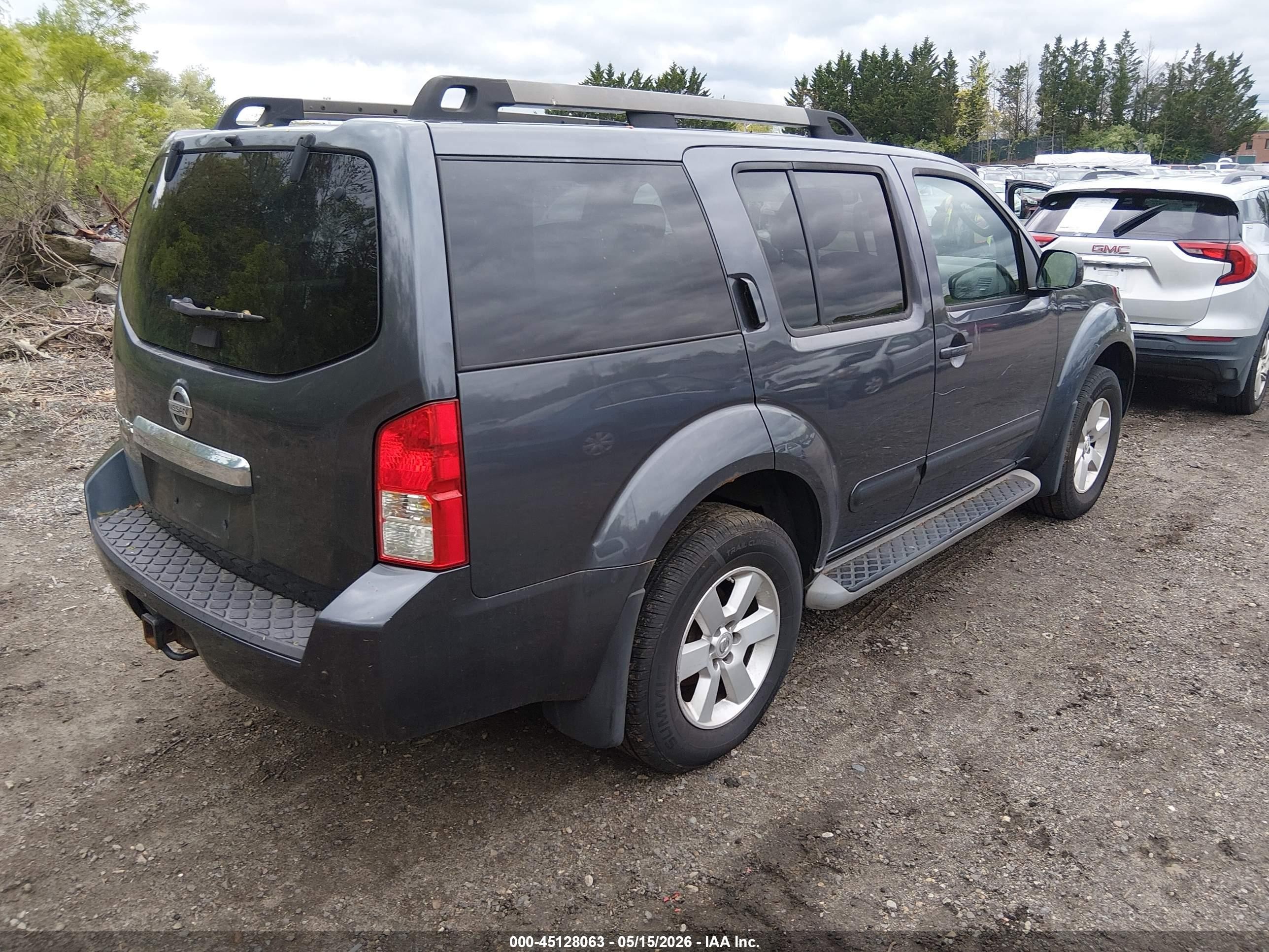 2011 Nissan Pathfinder Sv Black vin: 5N1AR1NB4BC626903