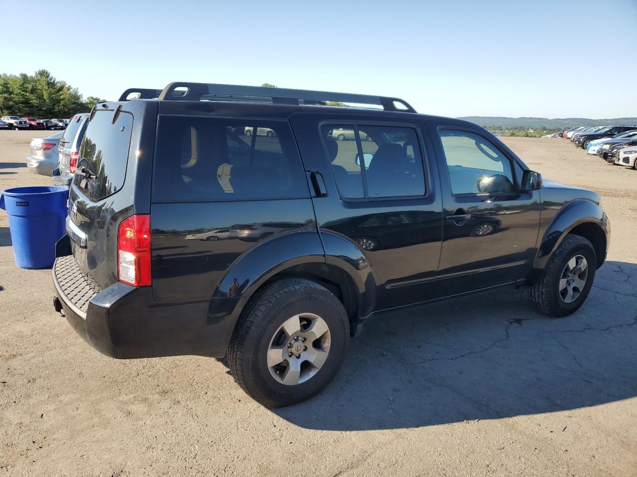 2011 Nissan Pathfinder S Black vin: 5N1AR1NB4BC630904