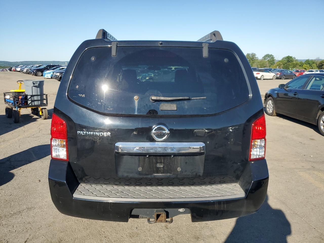 2011 Nissan Pathfinder S Black vin: 5N1AR1NB4BC630904