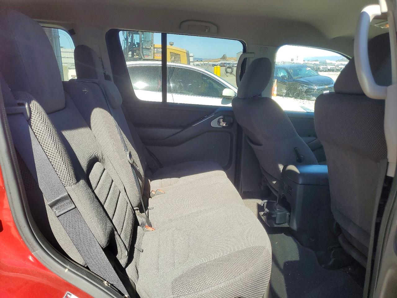 2012 Nissan Pathfinder S Red vin: 5N1AR1NB4CC606216