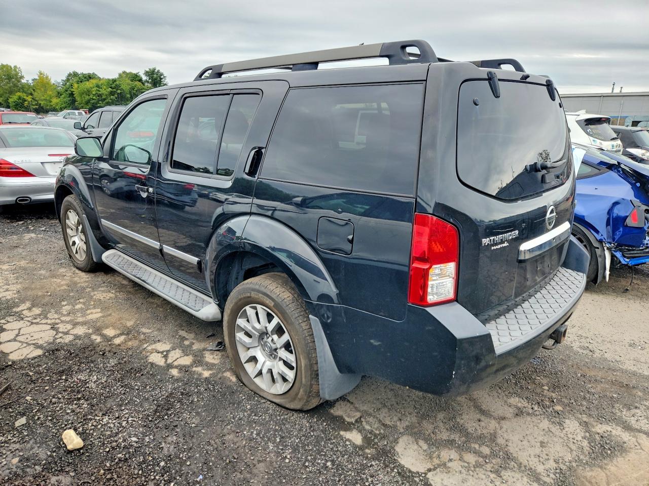 2012 Nissan Pathfinder S Black vin: 5N1AR1NB4CC608077