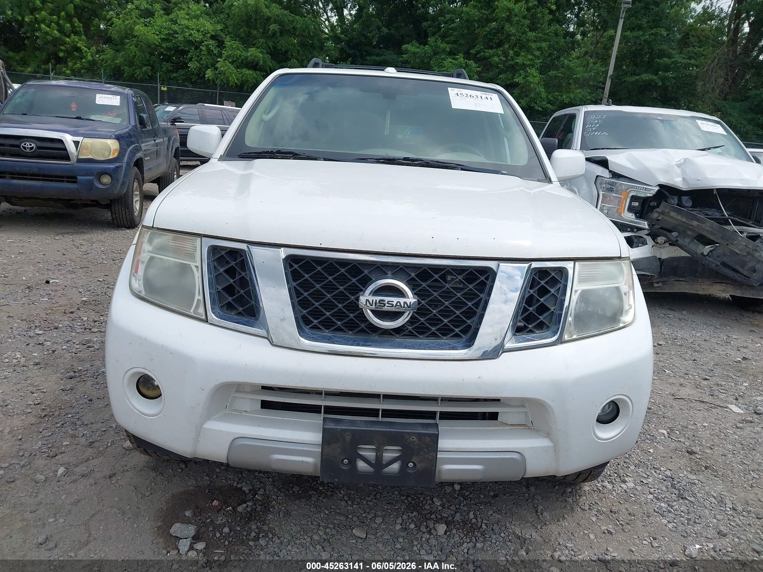 2012 Nissan Pathfinder Le Белый vin: 5N1AR1NB4CC627390