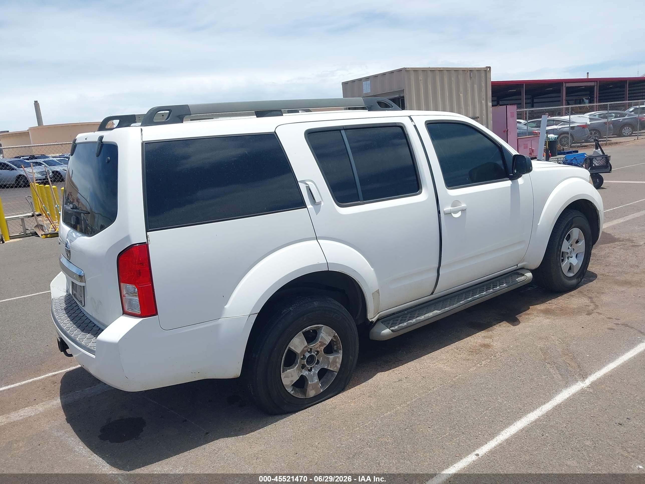 2012 Nissan Pathfinder S White vin: 5N1AR1NB4CC635909