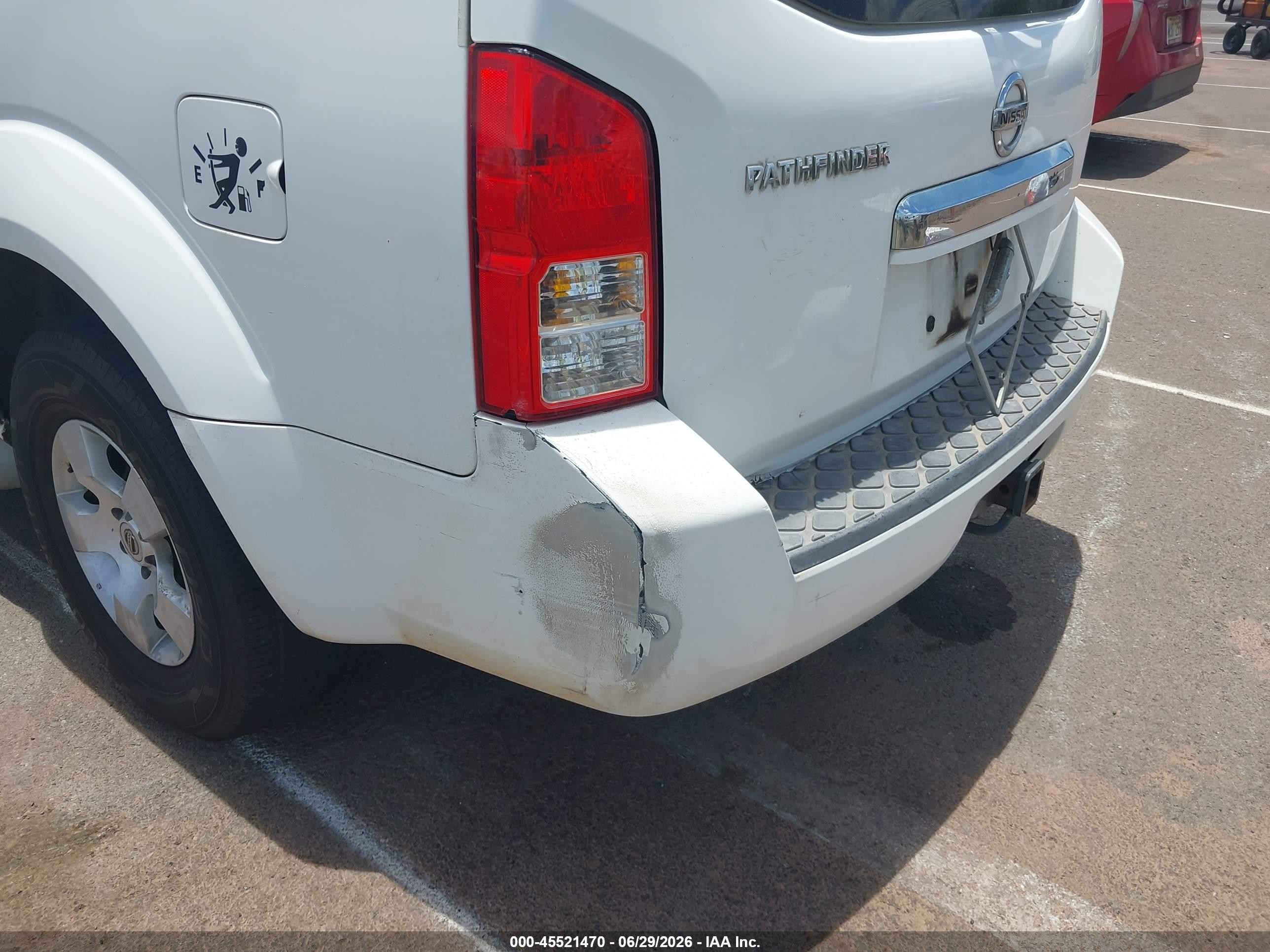 2012 Nissan Pathfinder S White vin: 5N1AR1NB4CC635909