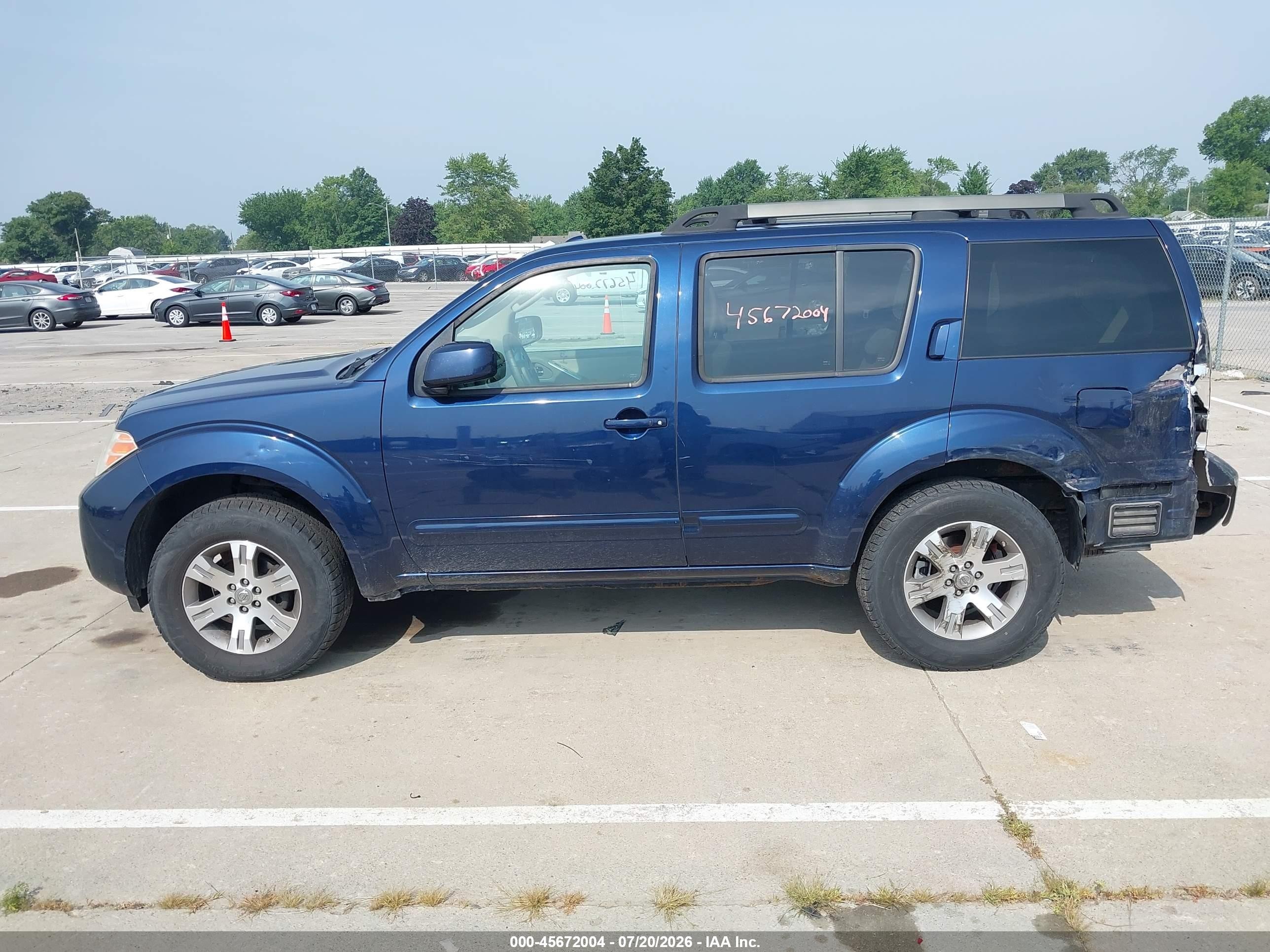 2010 Nissan Pathfinder Se Blue vin: 5N1AR1NB5AC608201