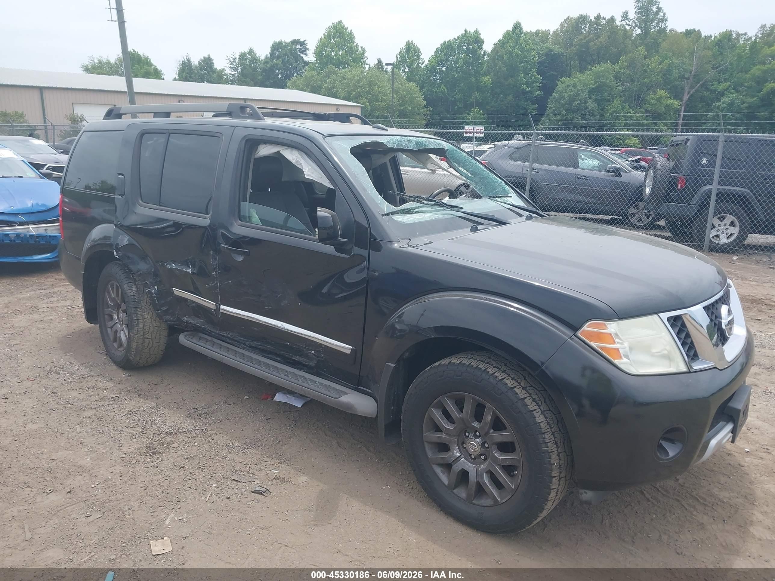 2010 Nissan Pathfinder Le Black vin: 5N1AR1NB5AC618291