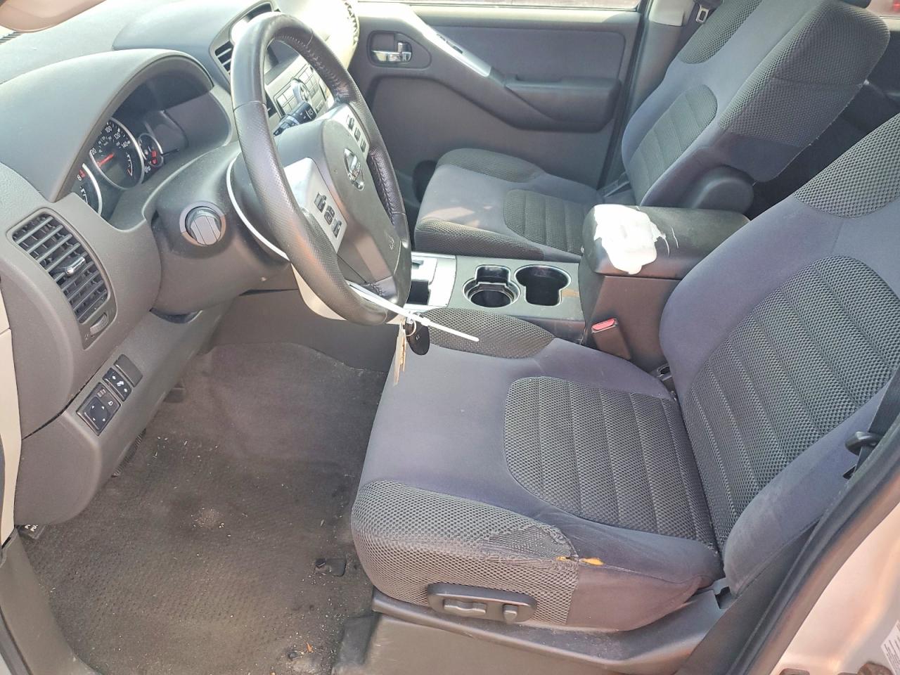 2010 Nissan Pathfinder S Silver vin: 5N1AR1NB6AC605176