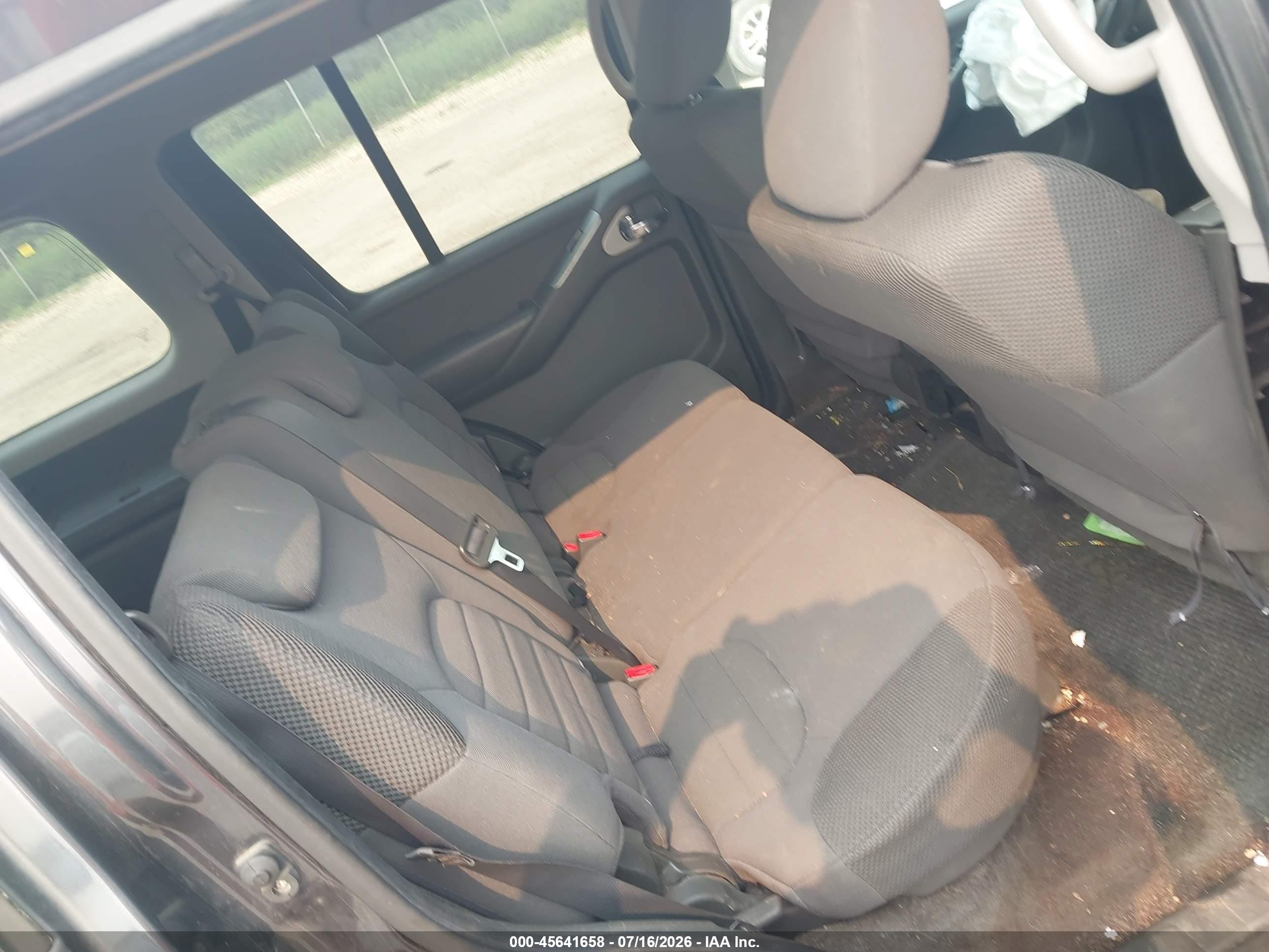2010 Nissan Pathfinder S Gray vin: 5N1AR1NB6AC629185