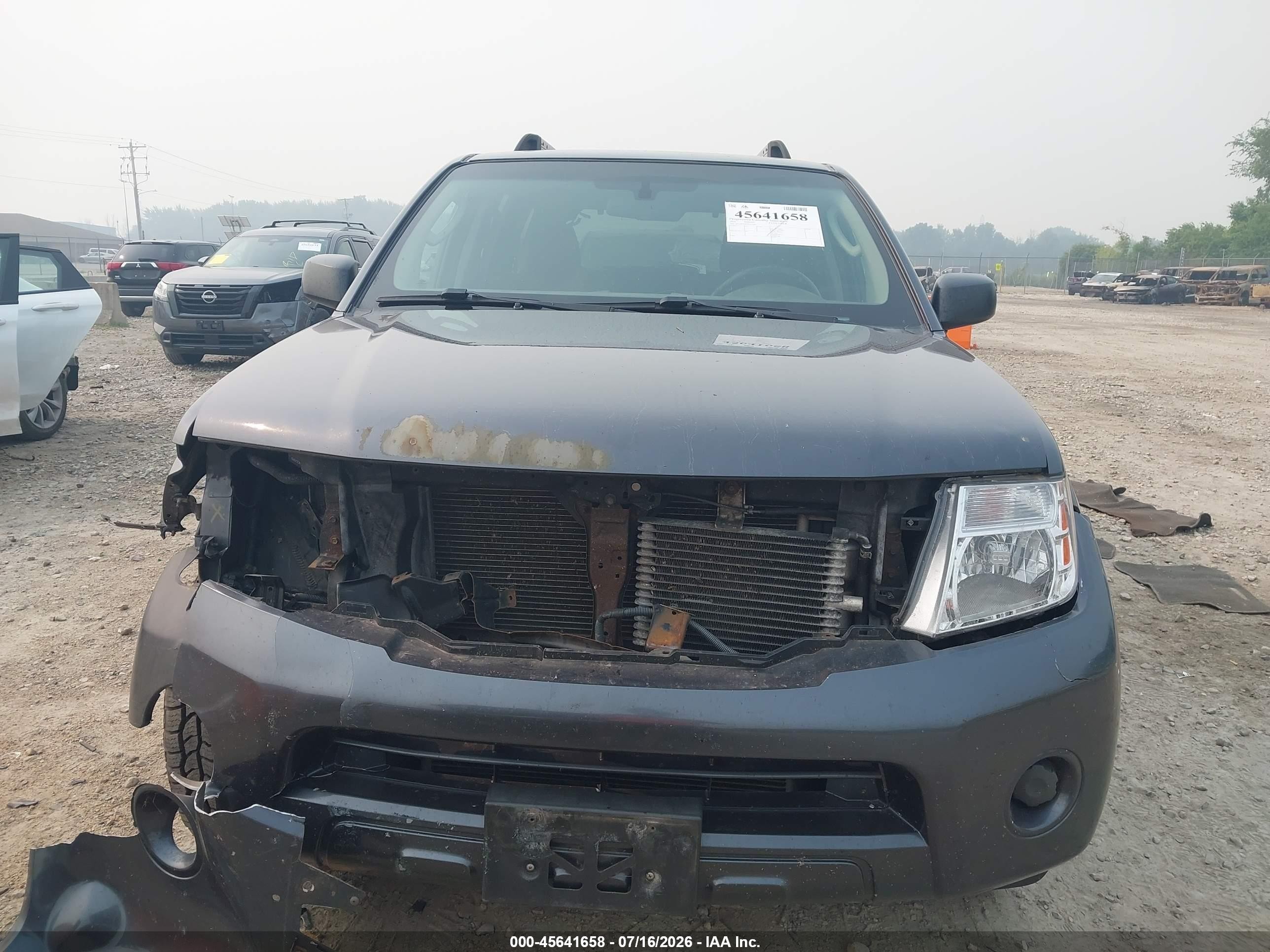 2010 Nissan Pathfinder S Gray vin: 5N1AR1NB6AC629185