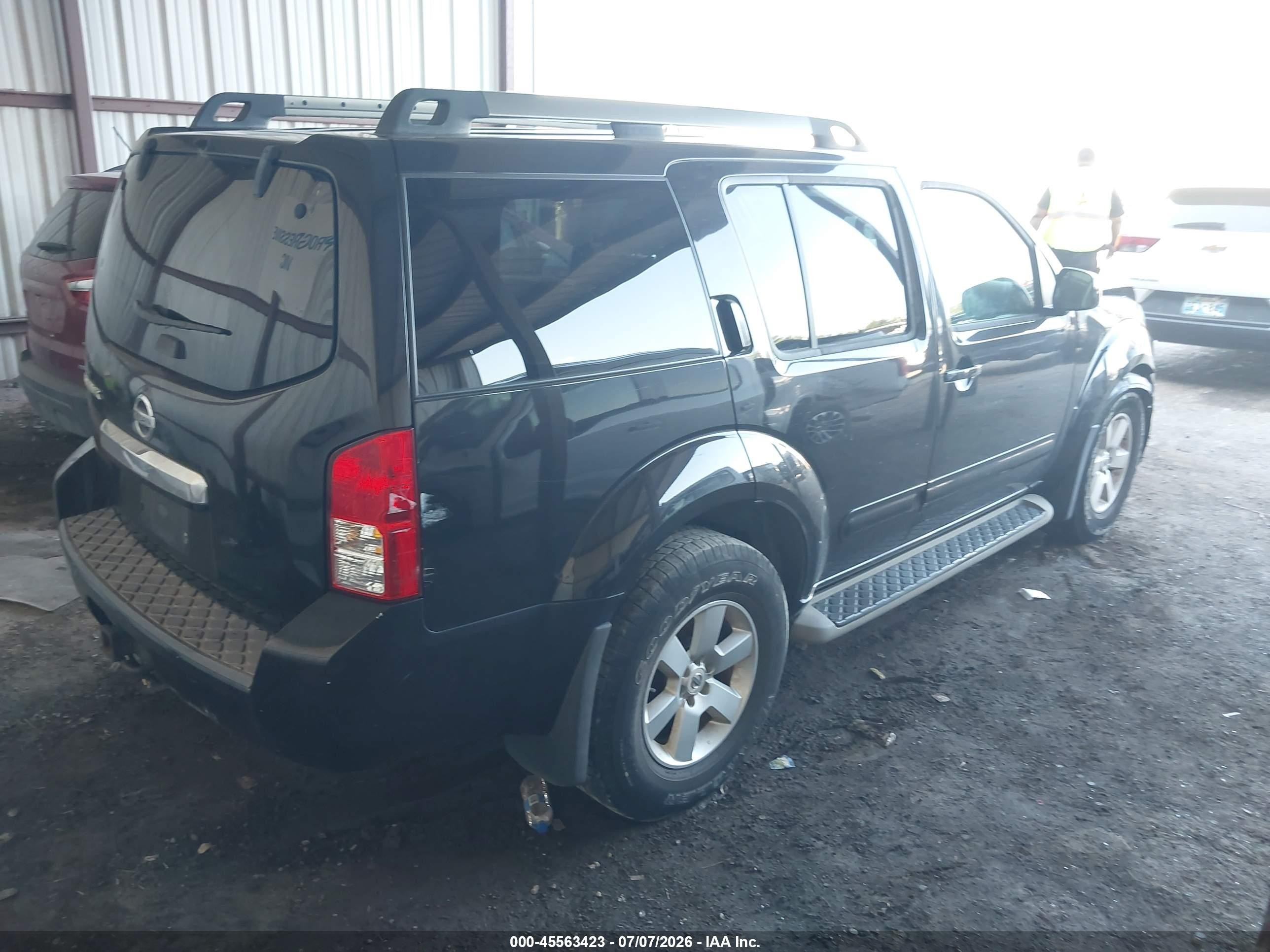 2011 Nissan Pathfinder Sv Black vin: 5N1AR1NB6BC604997