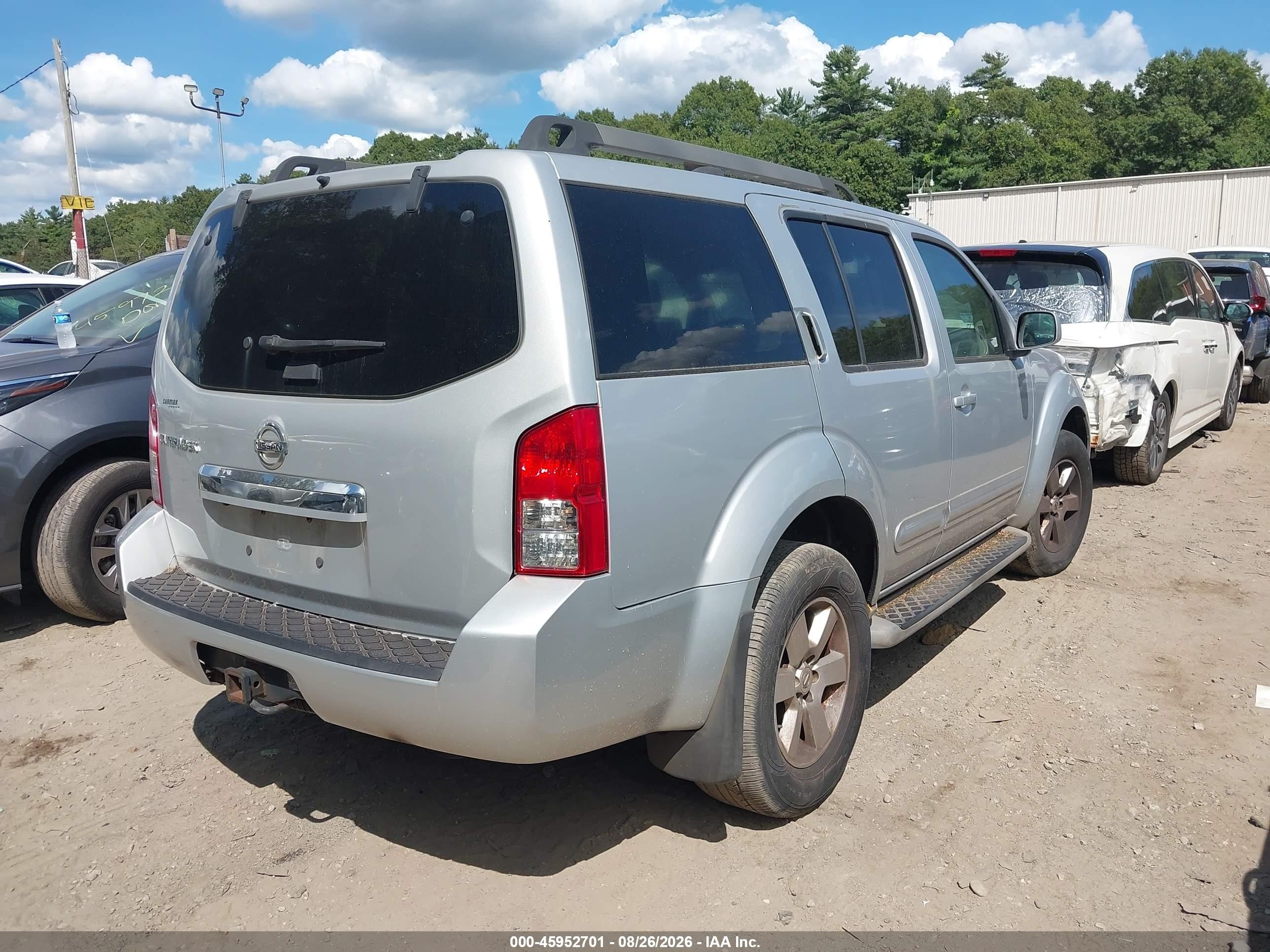 2011 Nissan Pathfinder Sv Silver vin: 5N1AR1NB6BC626126