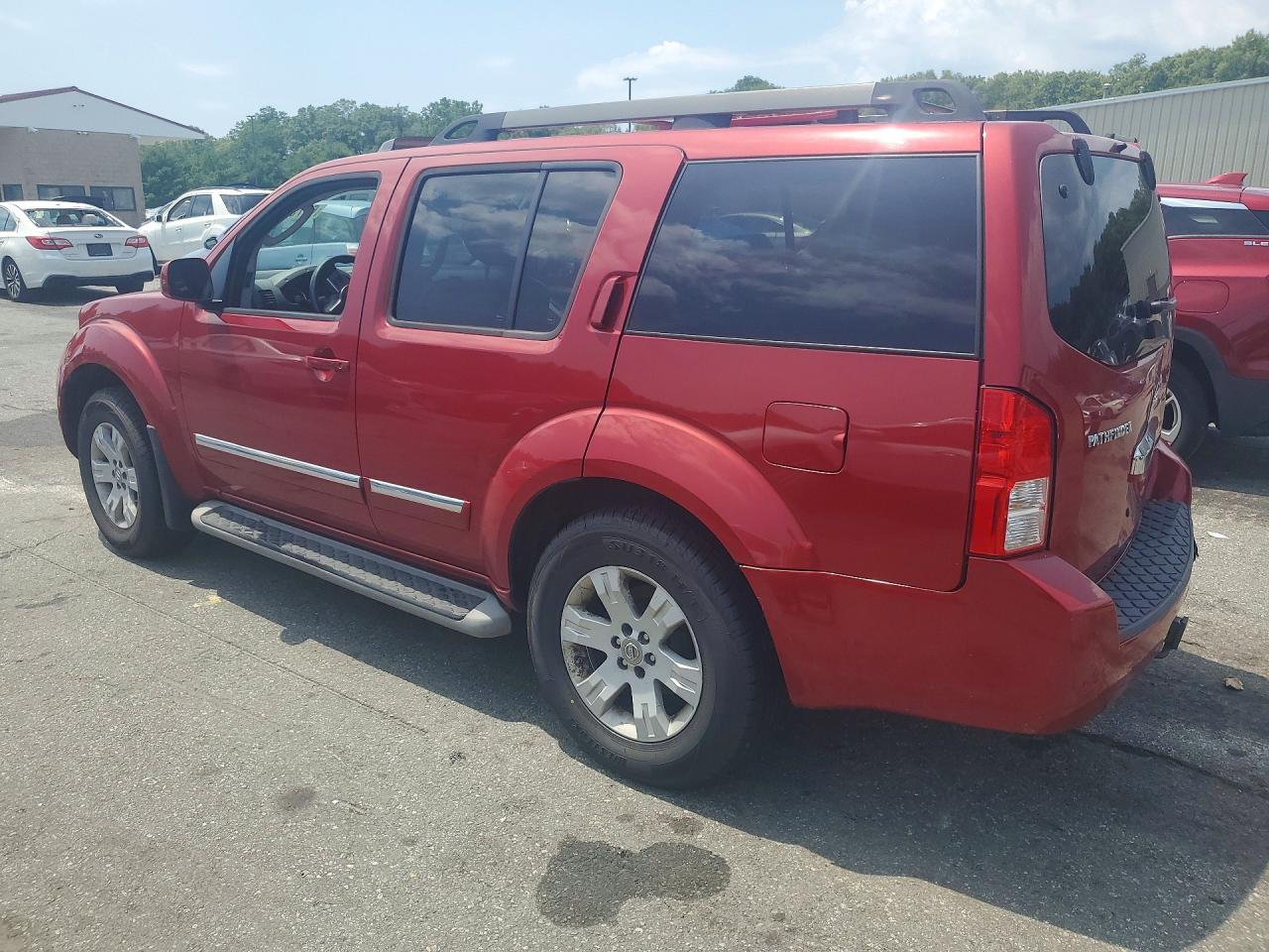 2012 Nissan Pathfinder S Red vin: 5N1AR1NB6CC601938