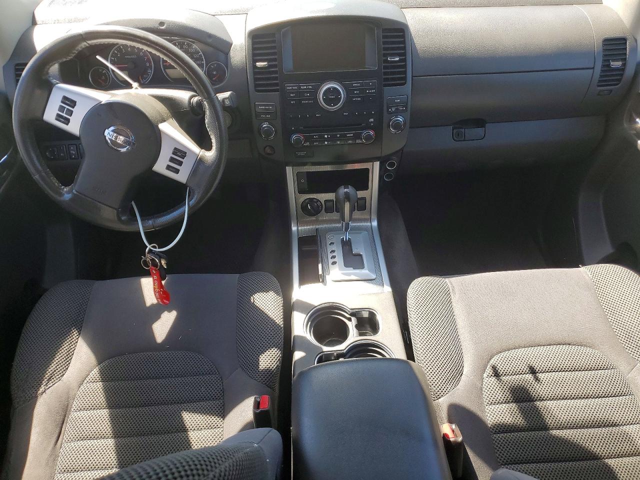 2012 Nissan Pathfinder S Silver vin: 5N1AR1NB6CC615984