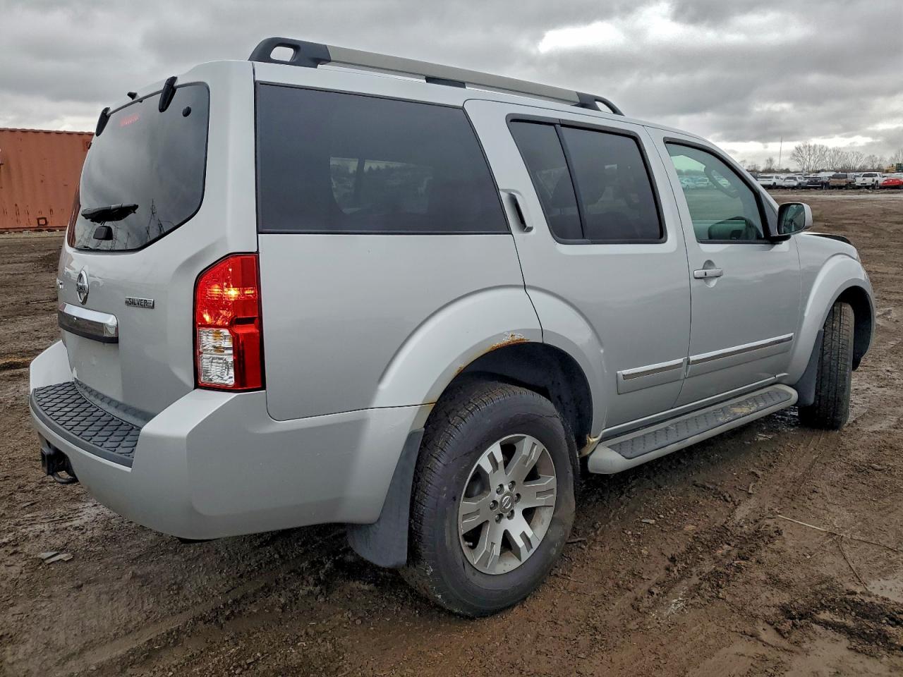 2012 Nissan Pathfinder S Silver vin: 5N1AR1NB6CC632347