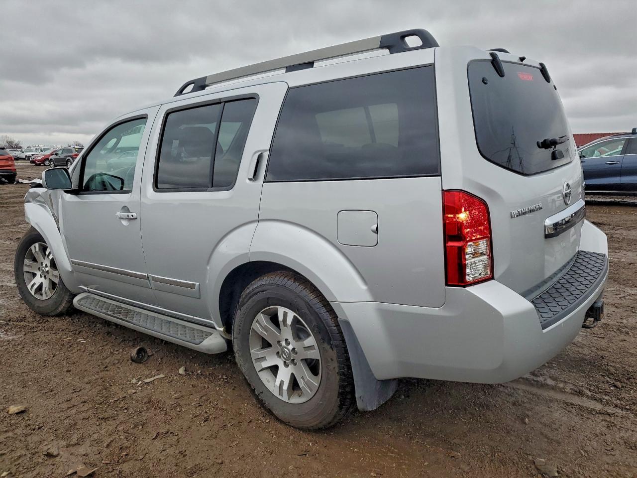 2012 Nissan Pathfinder S Silver vin: 5N1AR1NB6CC632347