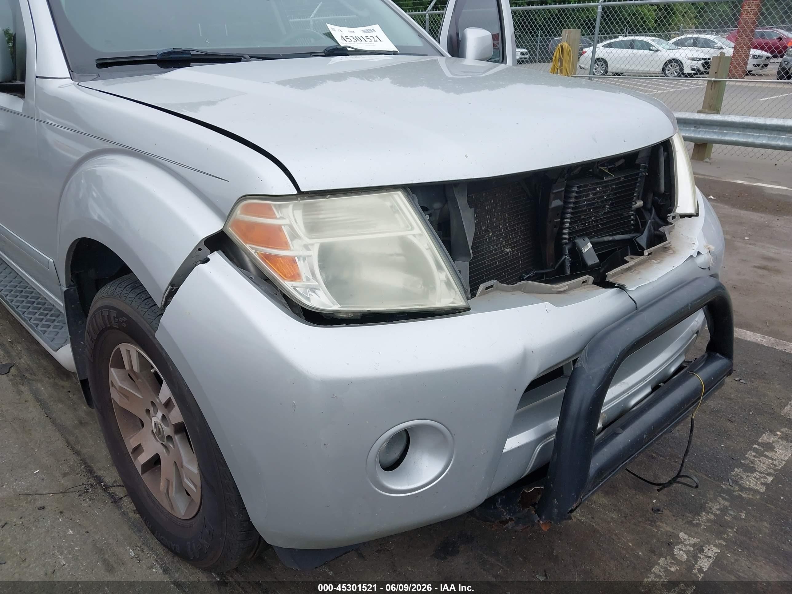 2012 Nissan Pathfinder Silver Silver vin: 5N1AR1NB6CC640349