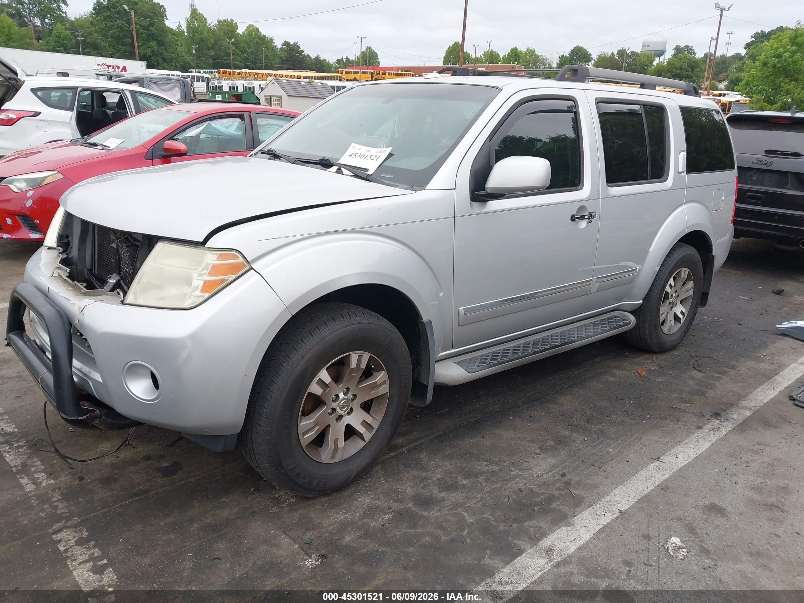 2012 Nissan Pathfinder Silver Silver vin: 5N1AR1NB6CC640349