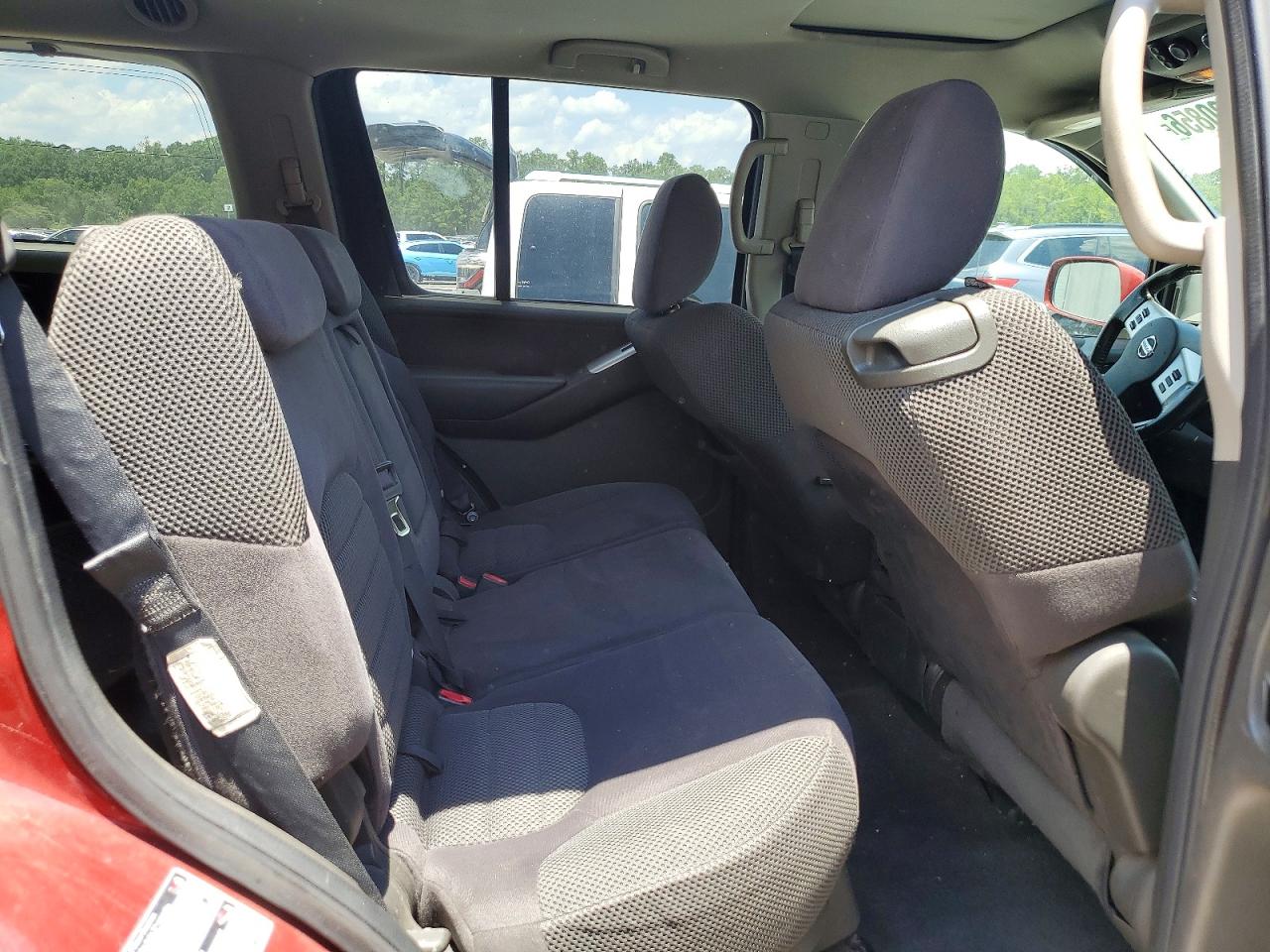 2010 Nissan Pathfinder S Red vin: 5N1AR1NB7AC601945