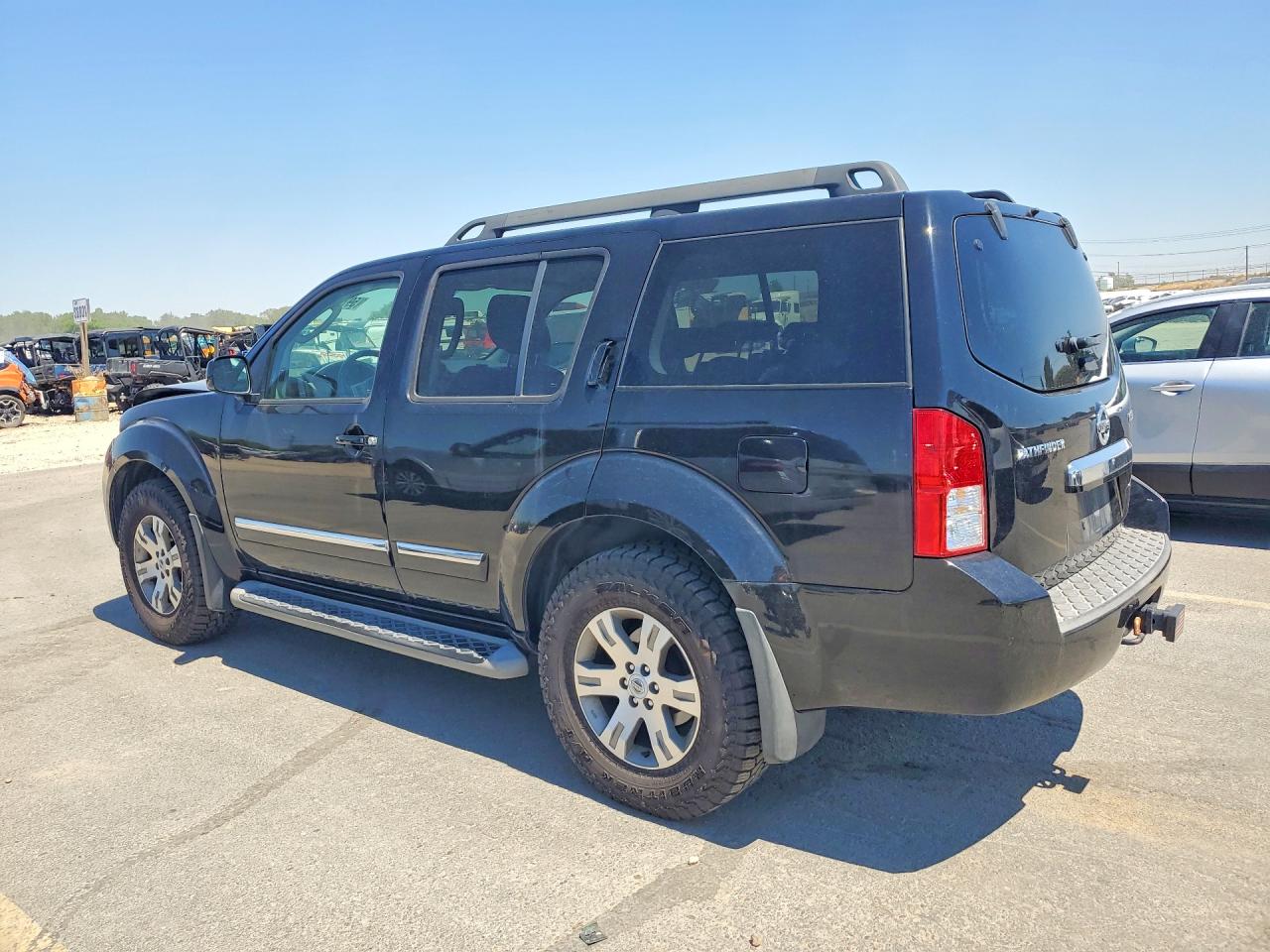 2011 Nissan Pathfinder S Black vin: 5N1AR1NB7BC606712