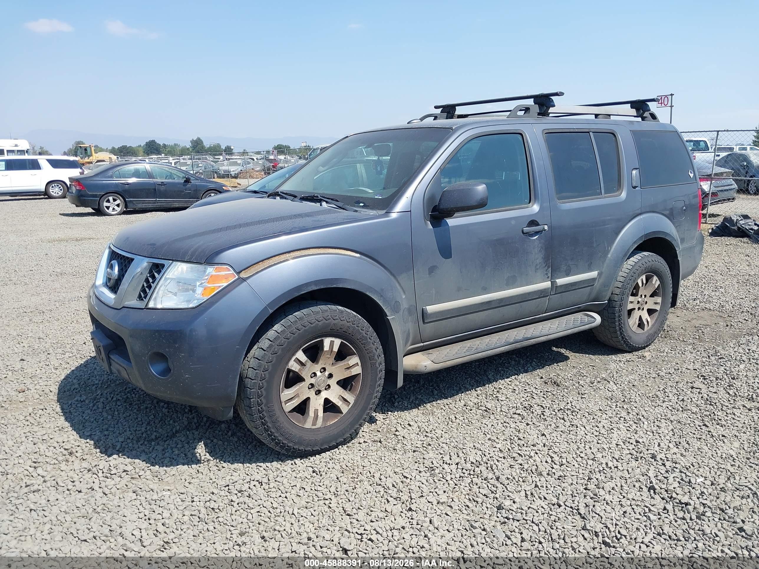 2011 Nissan Pathfinder Silver Gray vin: 5N1AR1NB7BC621016