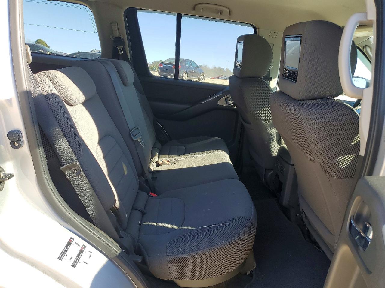 2011 Nissan Pathfinder S Gray vin: 5N1AR1NB7BC628189
