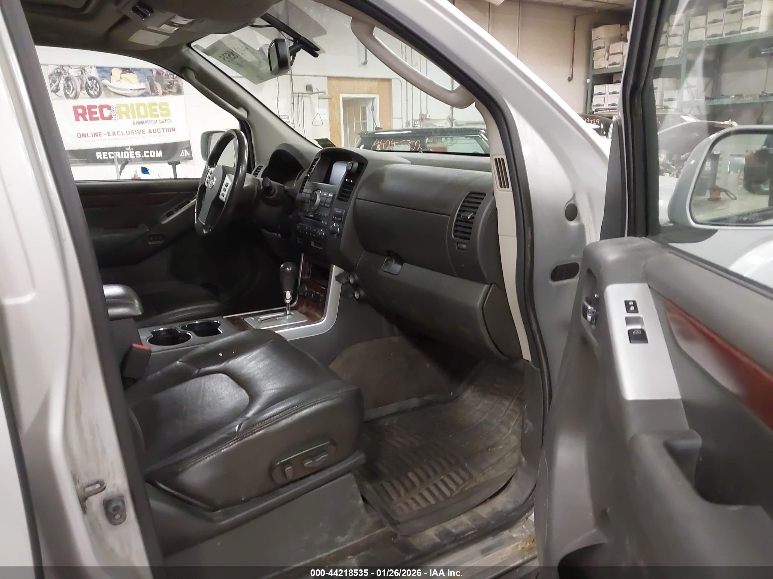 2012 Nissan Pathfinder Le Серебряный vin: 5N1AR1NB7CC607960