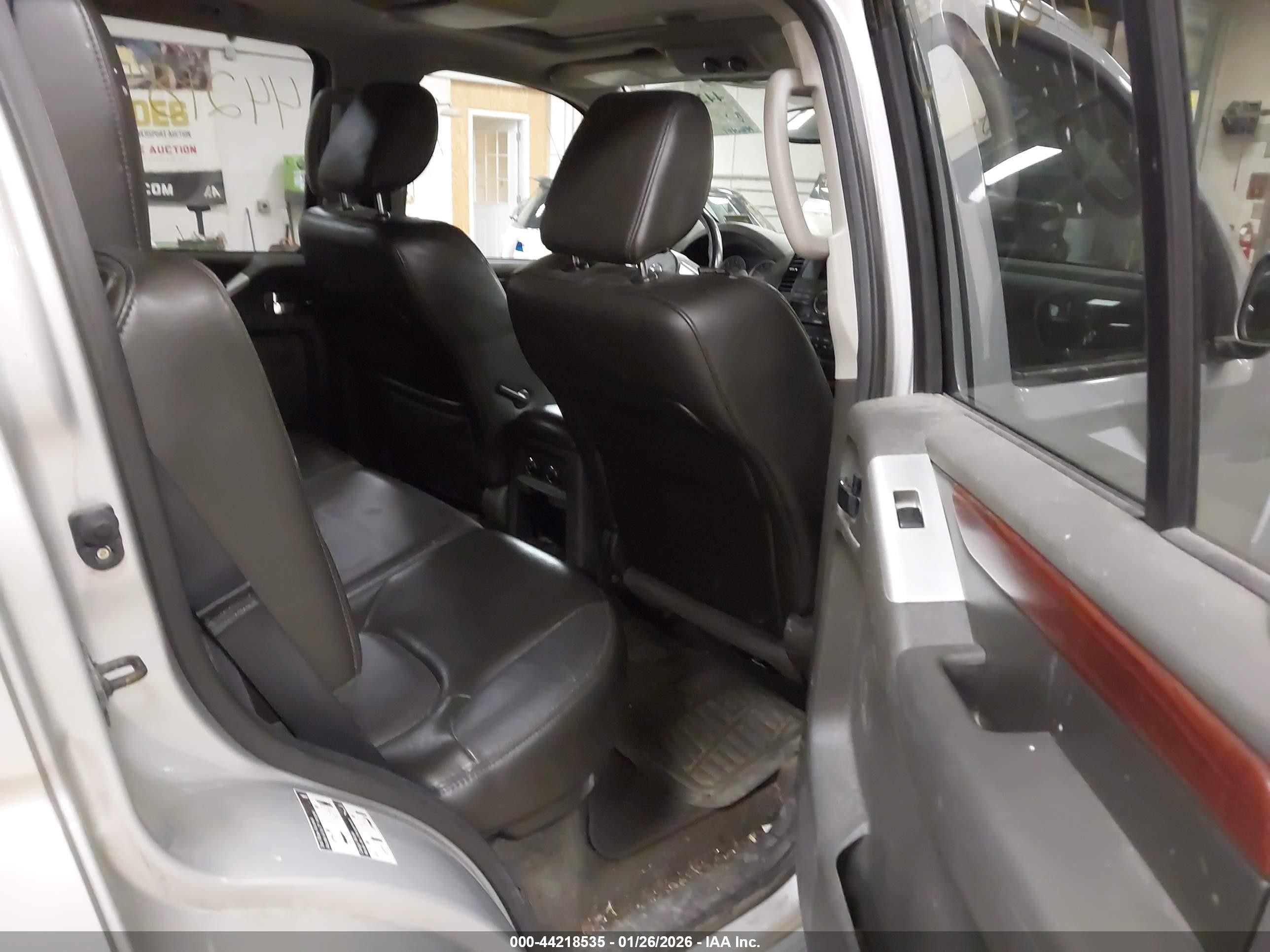 2012 Nissan Pathfinder Le Серебряный vin: 5N1AR1NB7CC607960