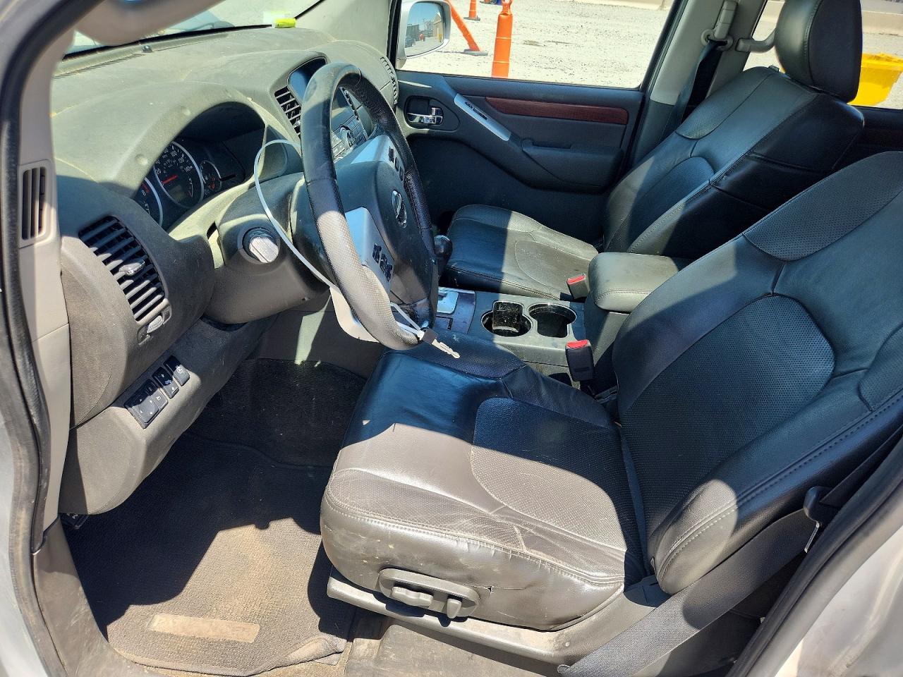 2012 Nissan Pathfinder S Silver vin: 5N1AR1NB7CC632812