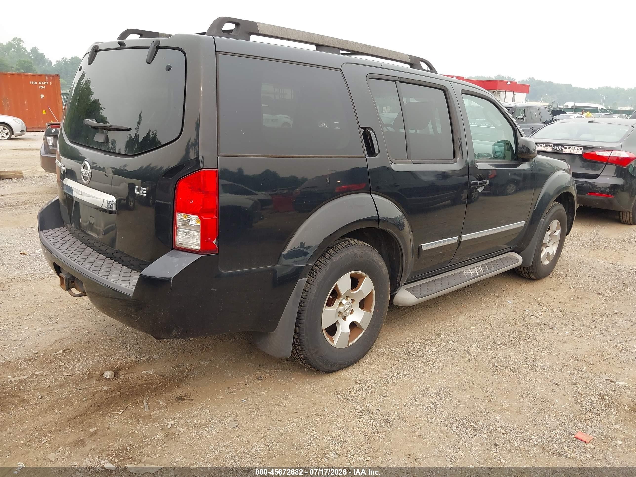 2012 Nissan Pathfinder Le Black vin: 5N1AR1NB7CC638268