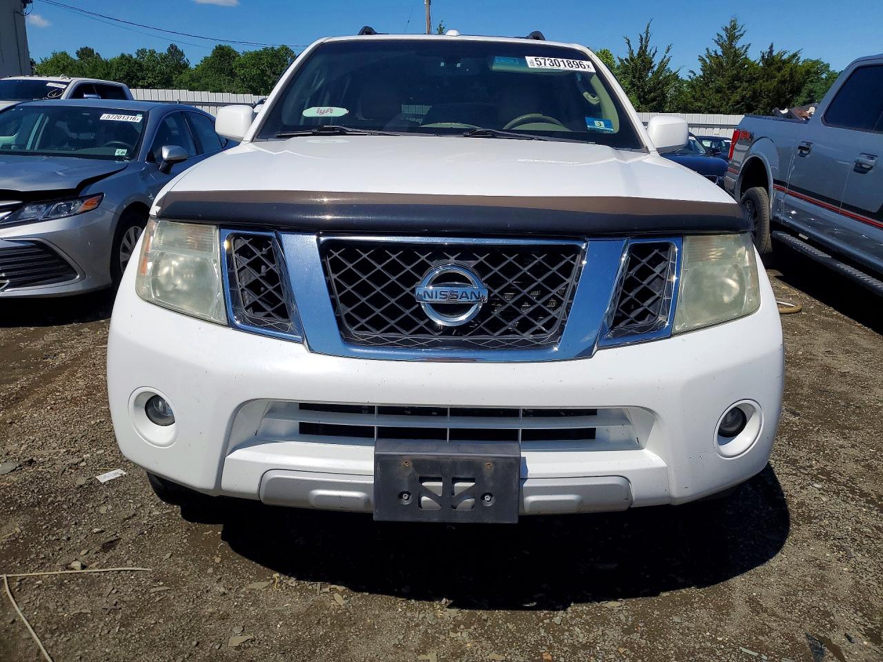 2010 Nissan Pathfinder S Белый vin: 5N1AR1NB8AC604126