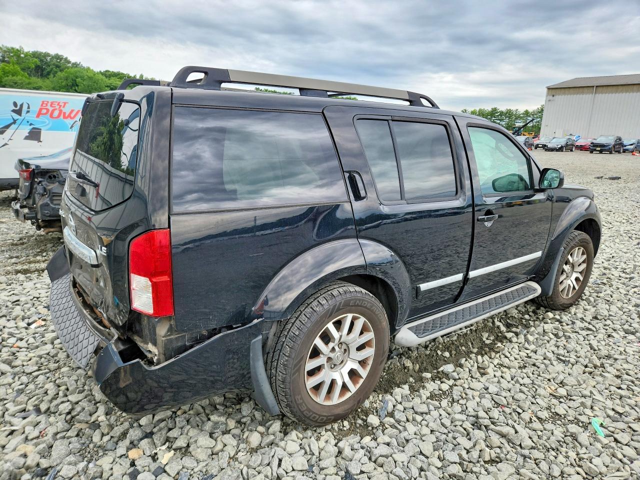 2011 Nissan Pathfinder S Black vin: 5N1AR1NB8BC605097