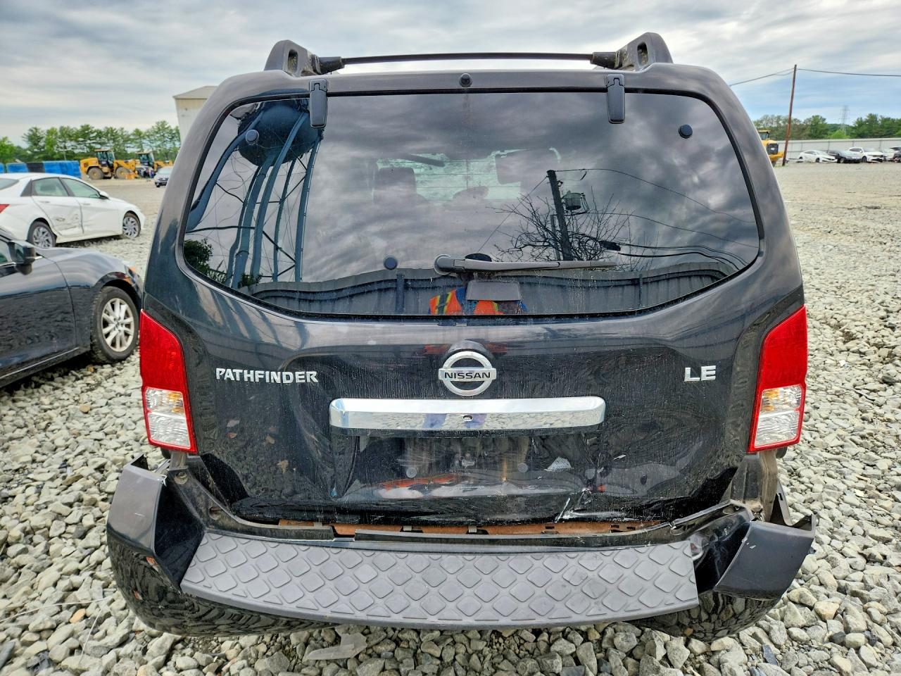 2011 Nissan Pathfinder S Black vin: 5N1AR1NB8BC605097