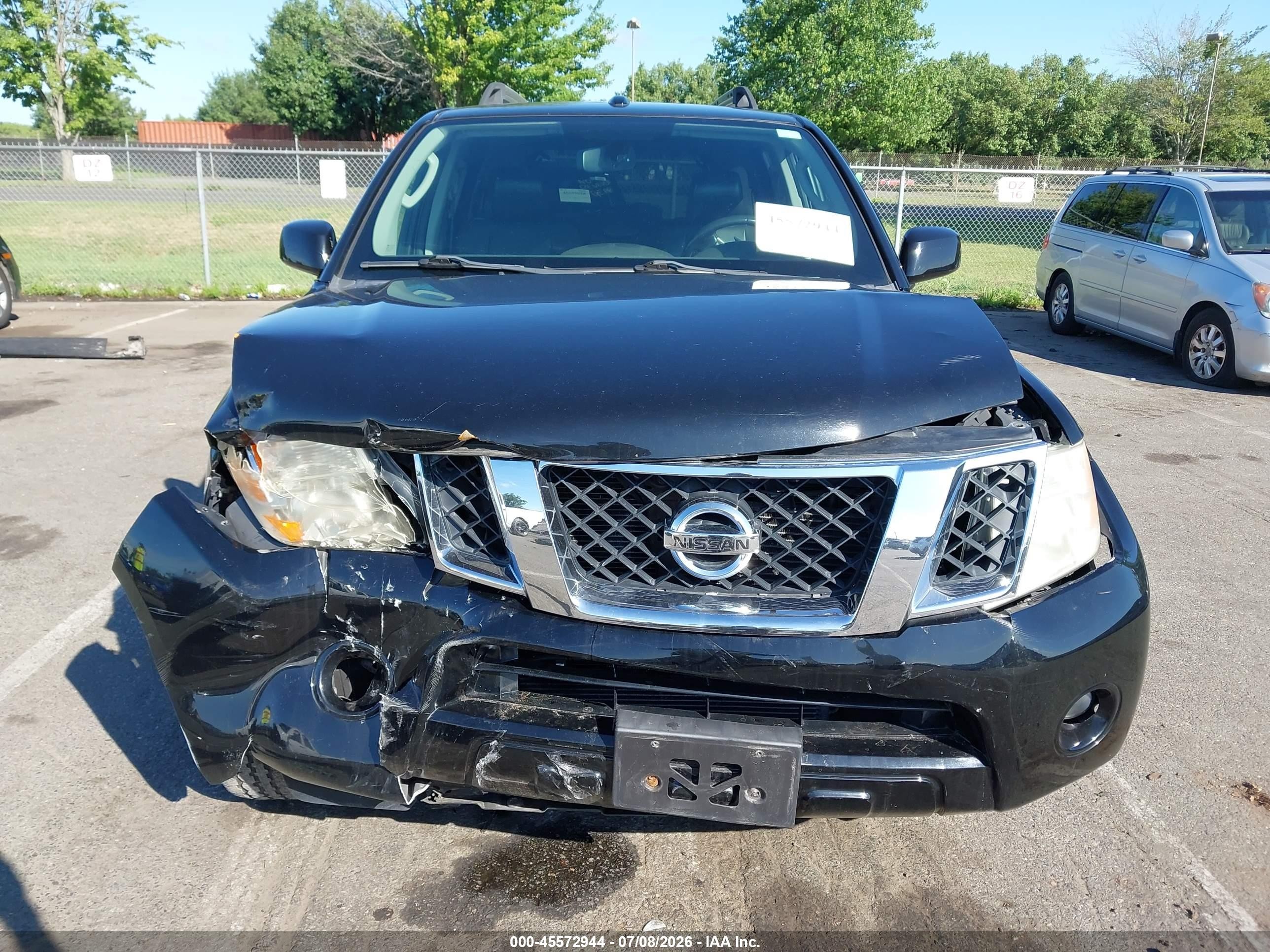 2011 Nissan Pathfinder Silver Черный vin: 5N1AR1NB8BC617606