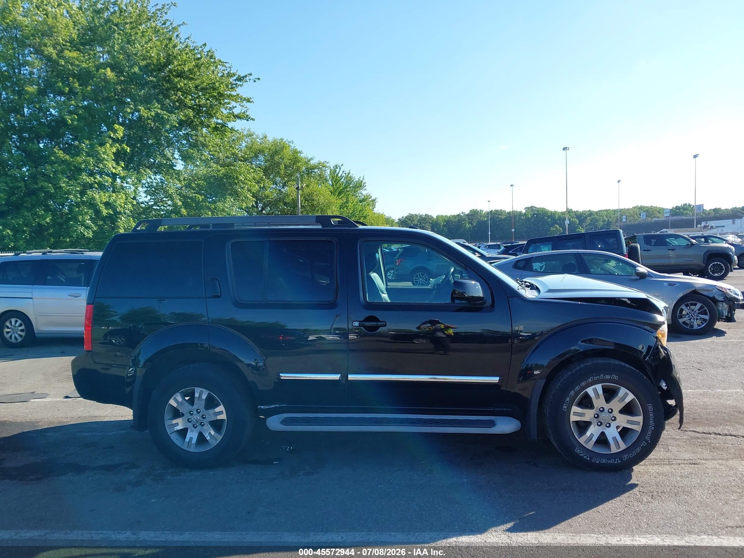 2011 Nissan Pathfinder Silver Черный vin: 5N1AR1NB8BC617606