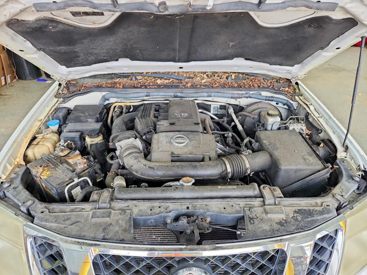 2011 Nissan Pathfinder S White vin: 5N1AR1NB8BC630601